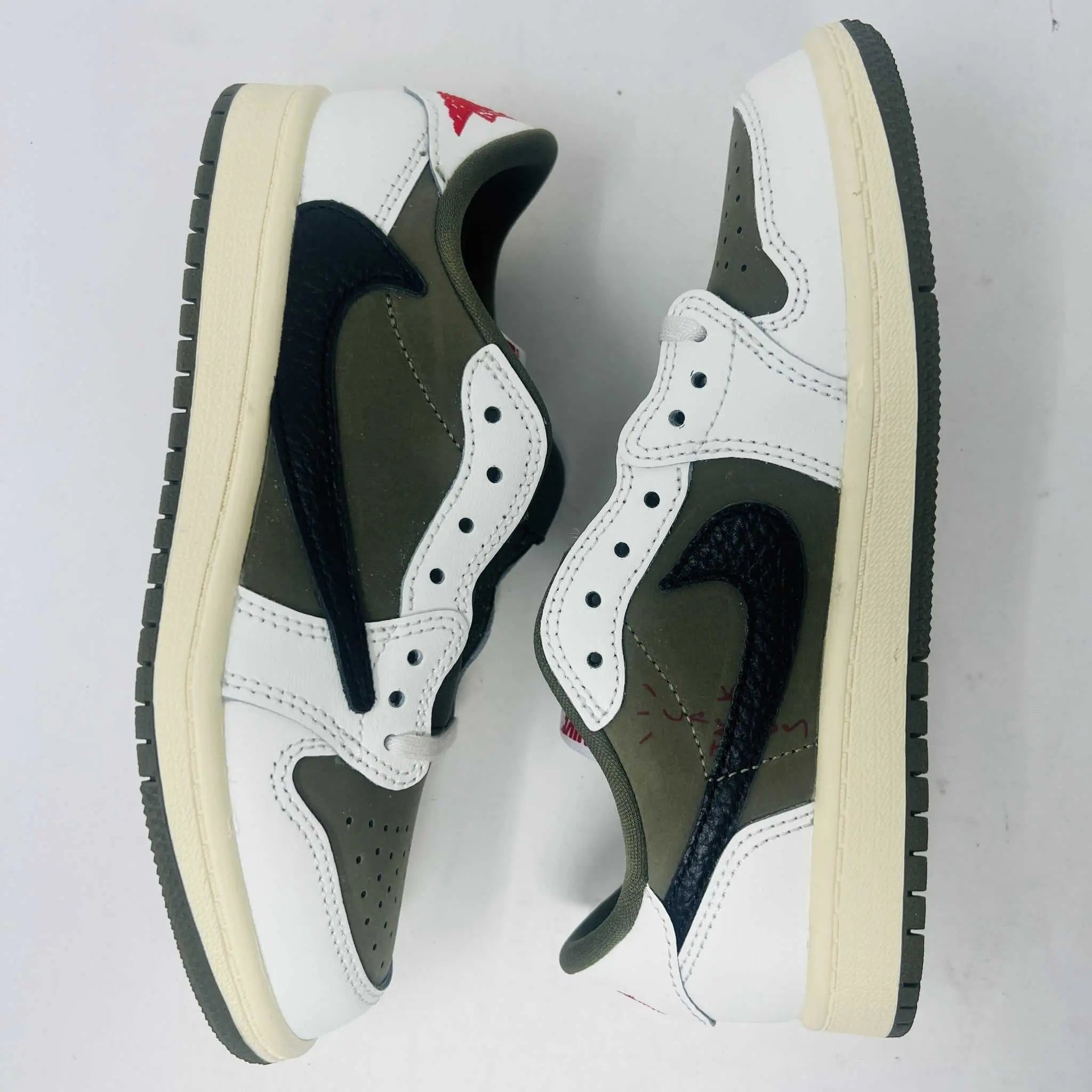 Jordan 1 Retro Low OG SP Travis Scott Medium Olive PS