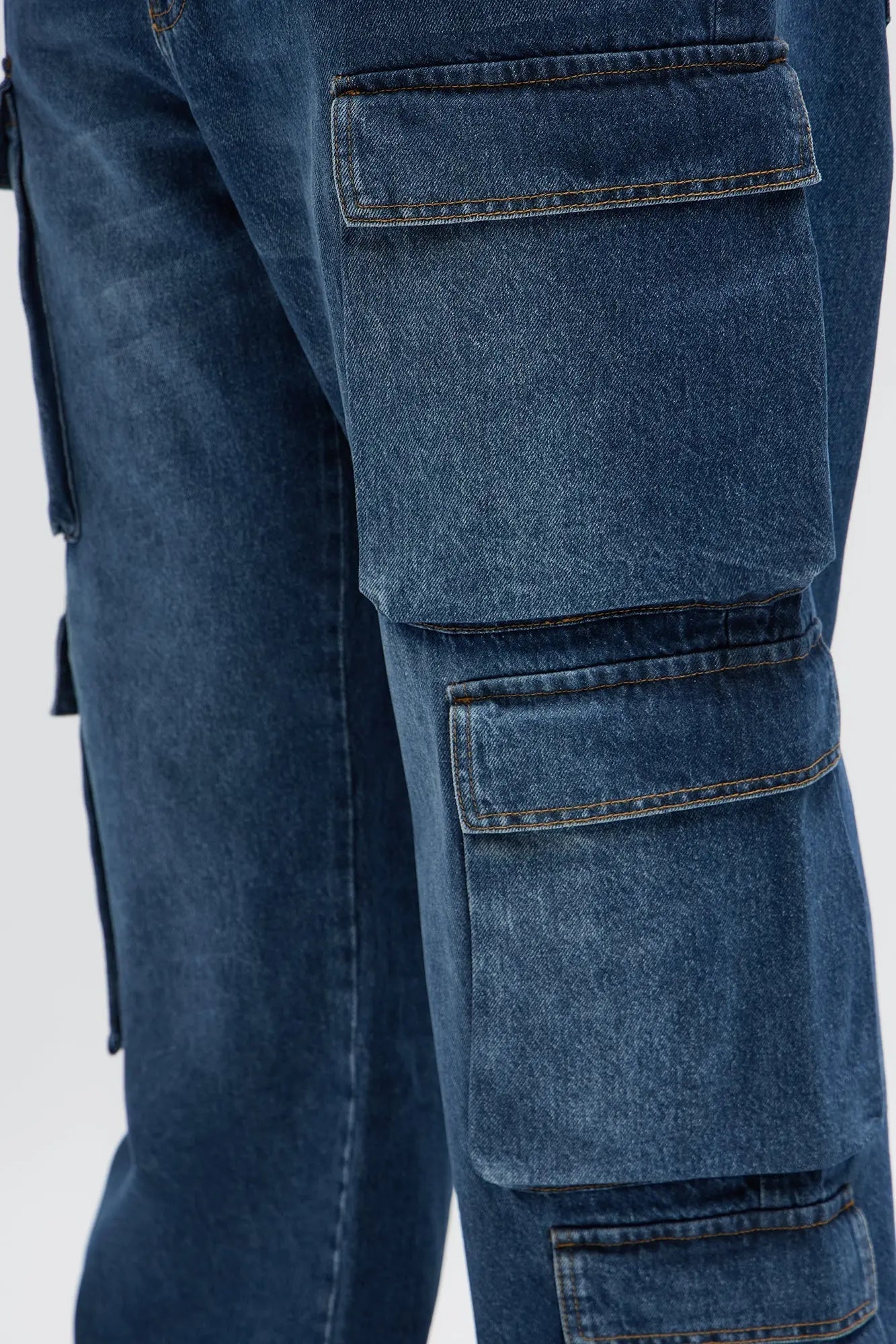 Straight Roo Cargo Jeans - Dark Wash