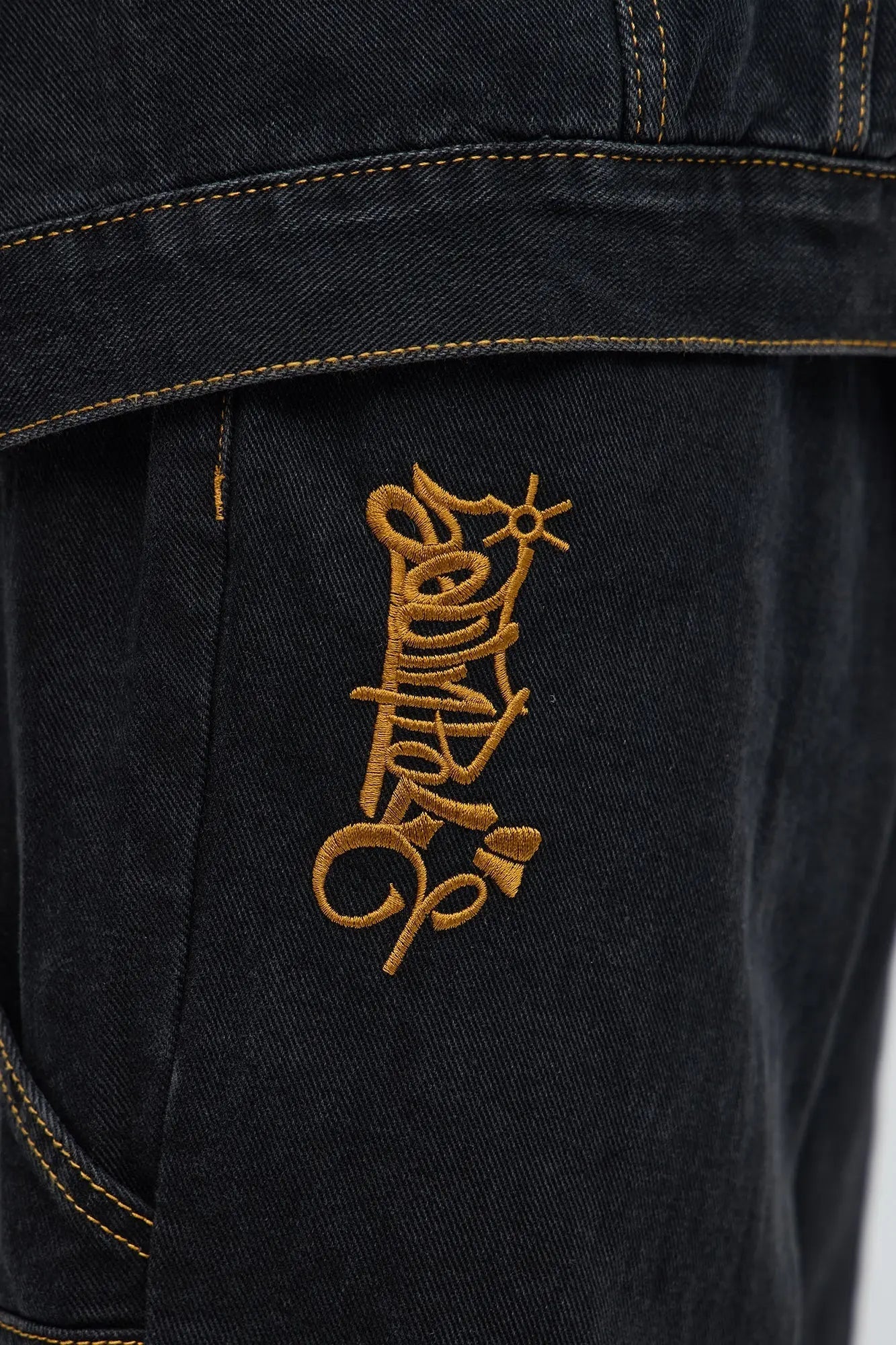 Southpole Baggy Contrast Stitch Jeans - Black