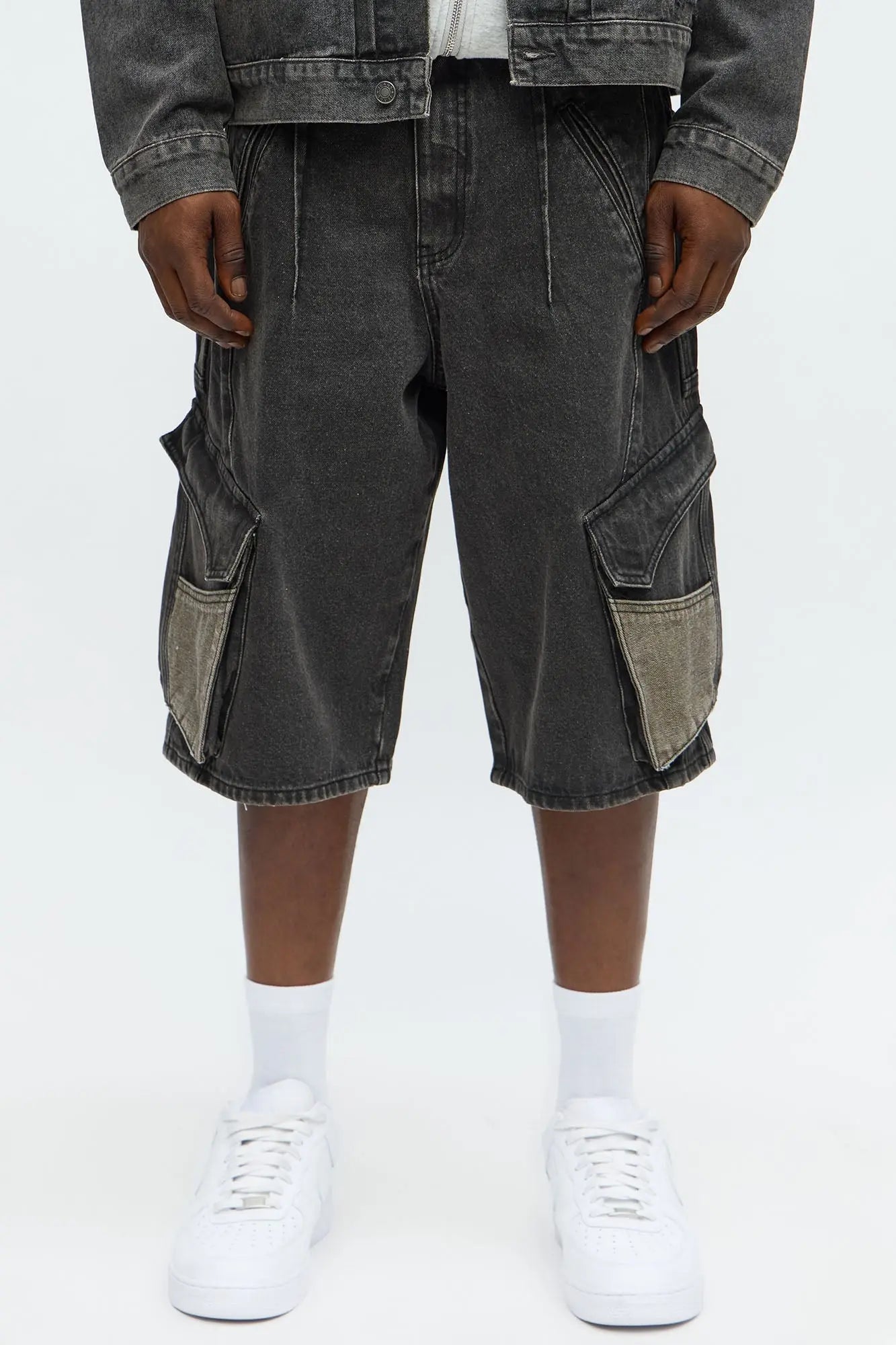 Baggy Bit Contrast Cargo Denim Short - Black Wash