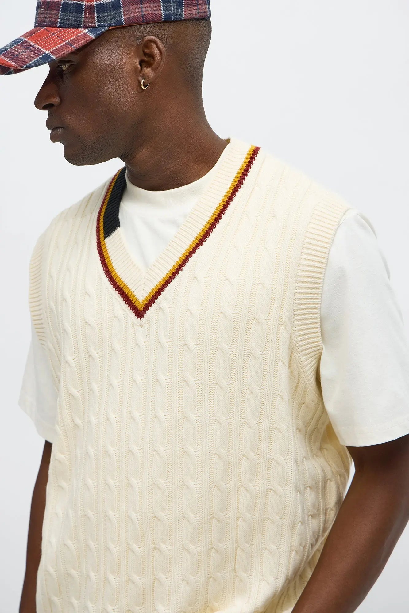 Rowen Cable Knit Sweater Vest - Cream/combo