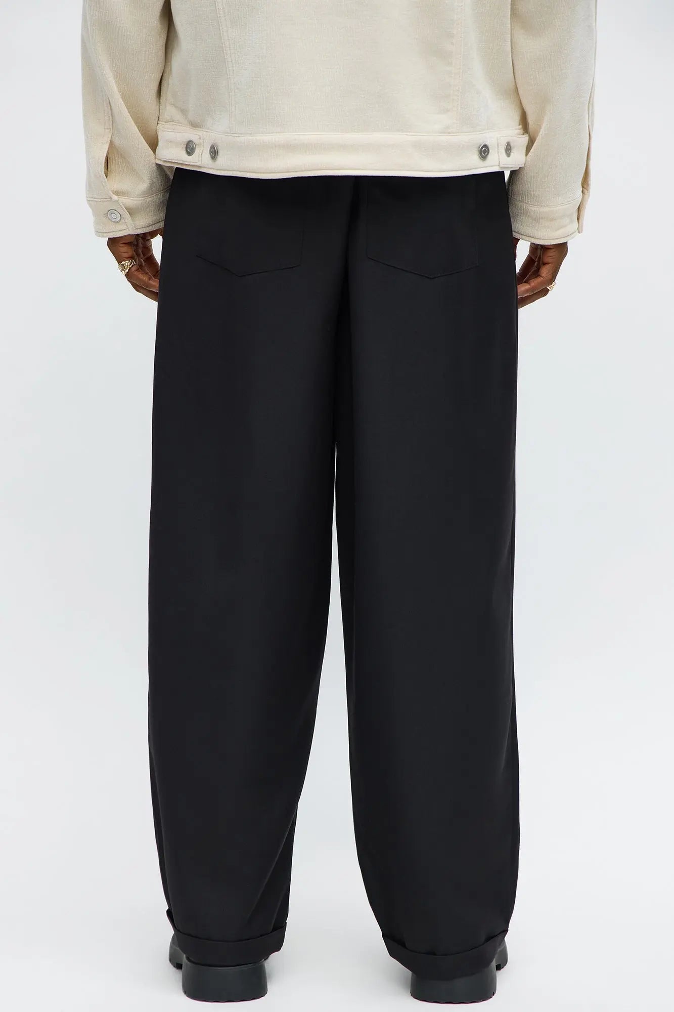 Baggy Pleated Everyday Trouser - Black