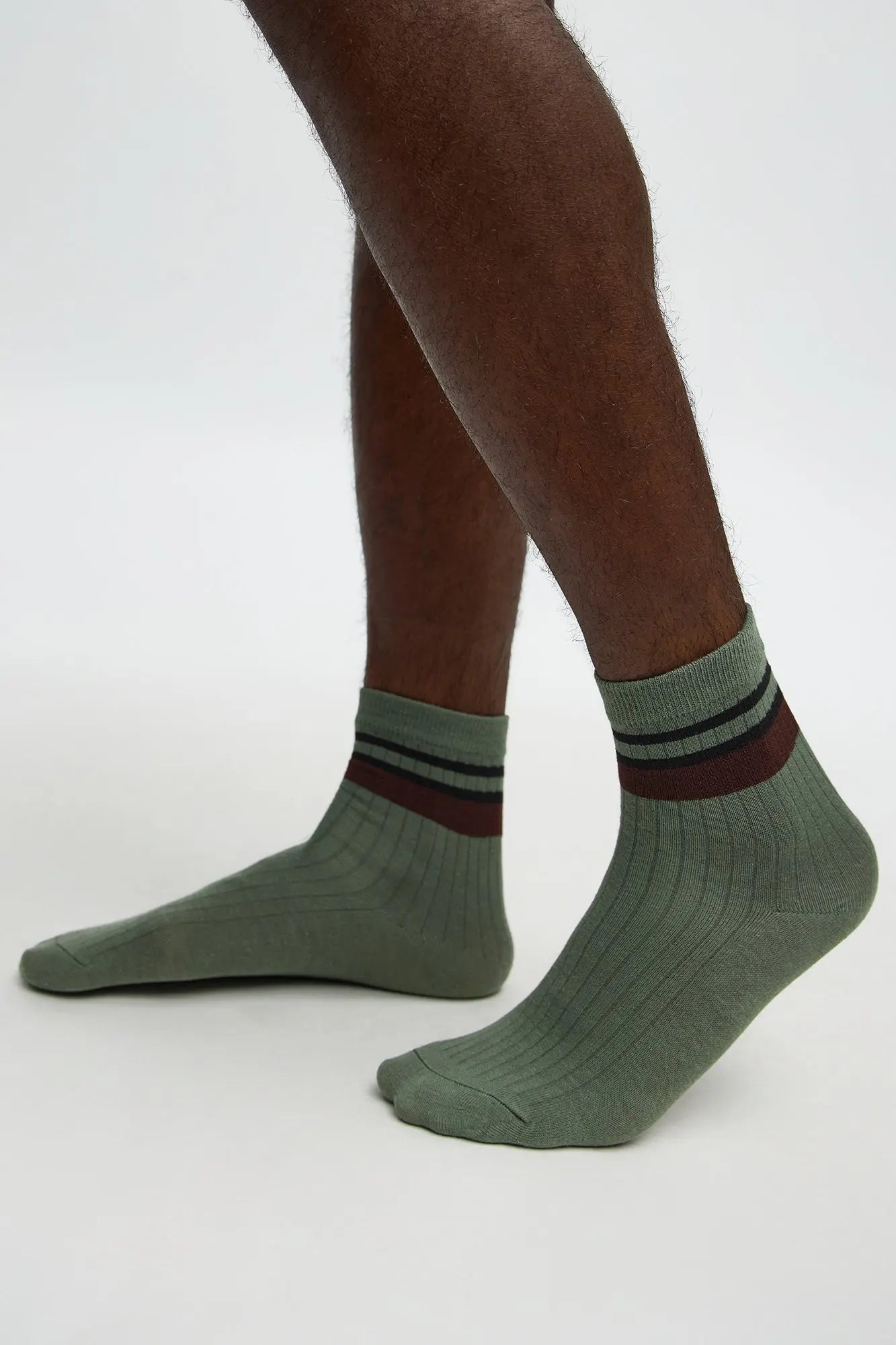 Contrast Stripes Ribbed Crew Sock  - Green