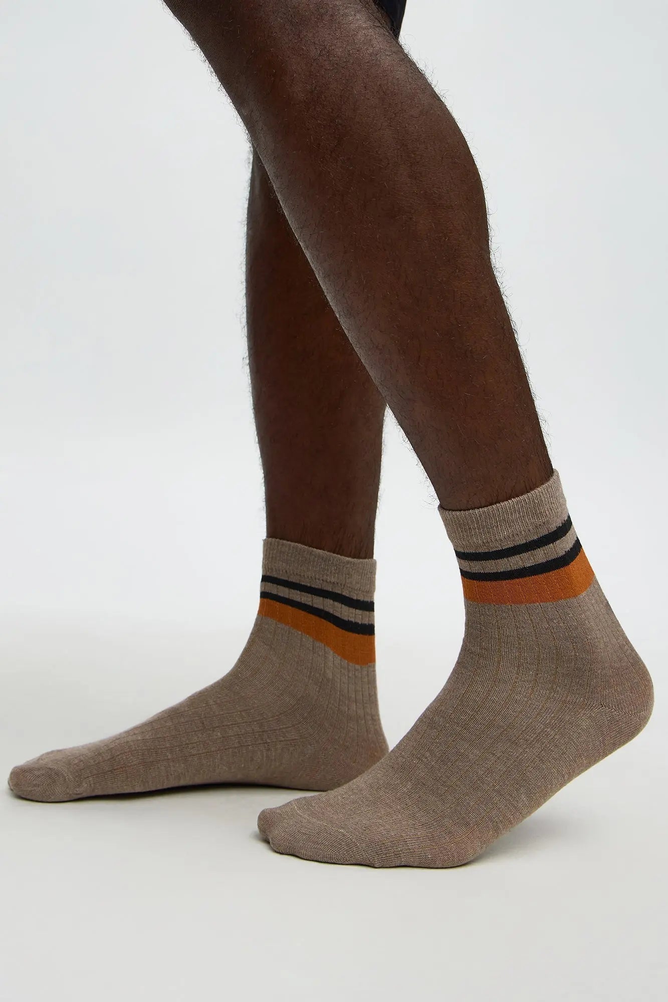 Contrast Stripes Ribbed Crew Sock - Brown