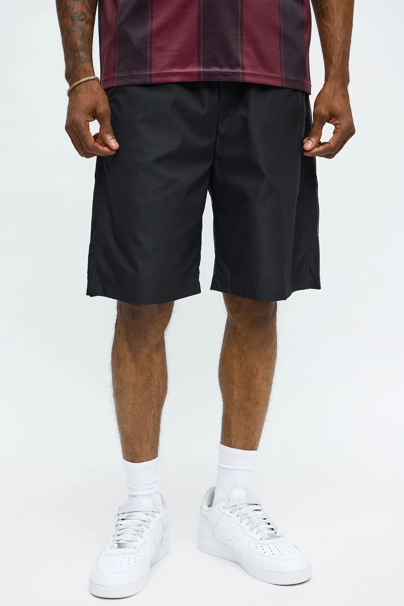 Baggy Lose Control Snap Button Short - Black