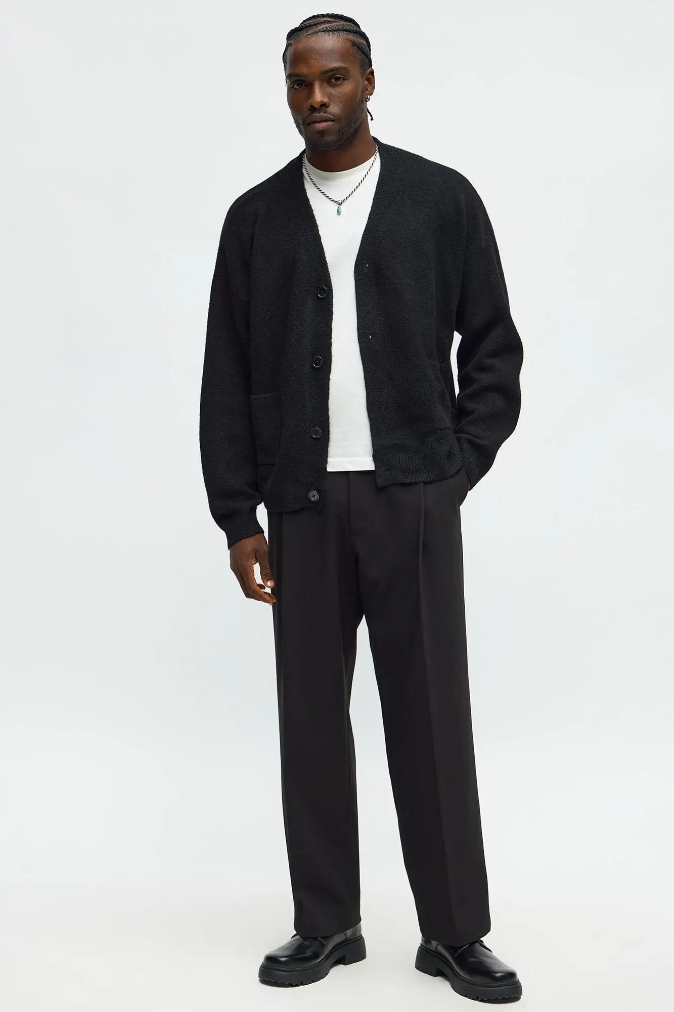 Cropped Harbor Ash Cardigan - Black