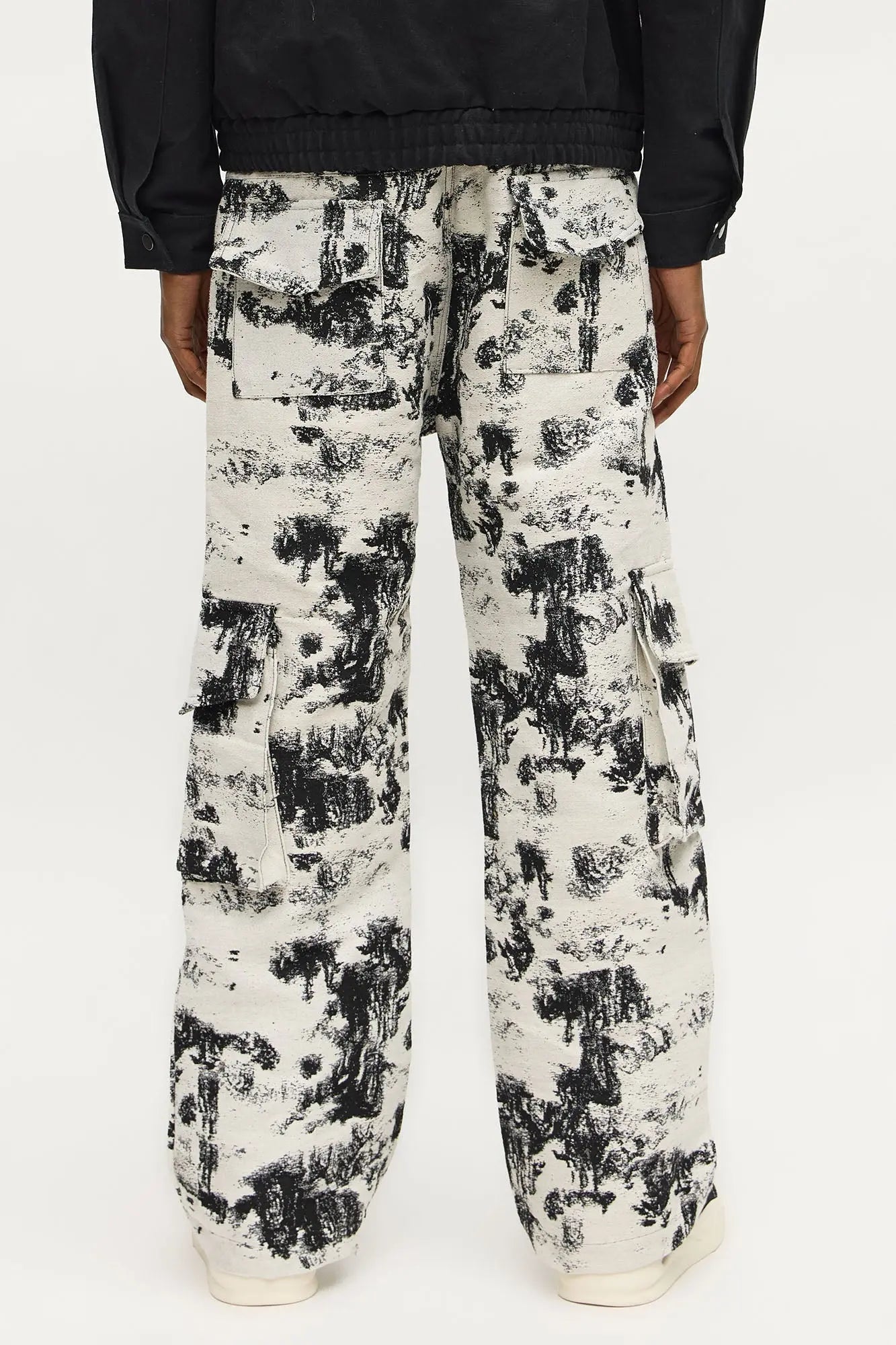 Baggy Tropic Threads Tapestry Pants - Black/White