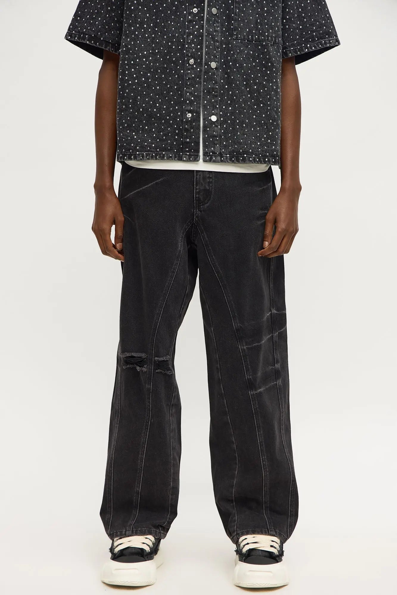 Baggy More Than One Seam Distressed Jean - Black Wash