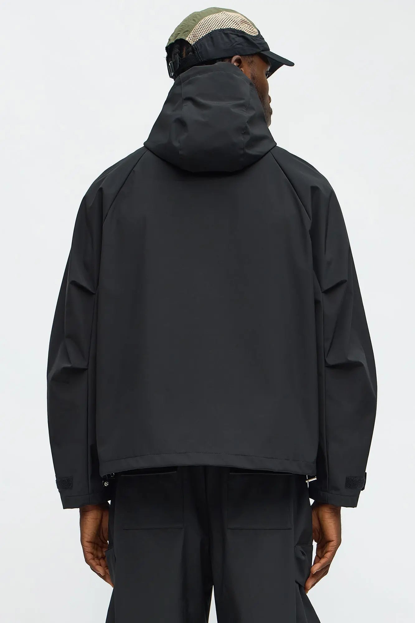 Relaxed Peak Hooded Tech Zip Jacket - Black