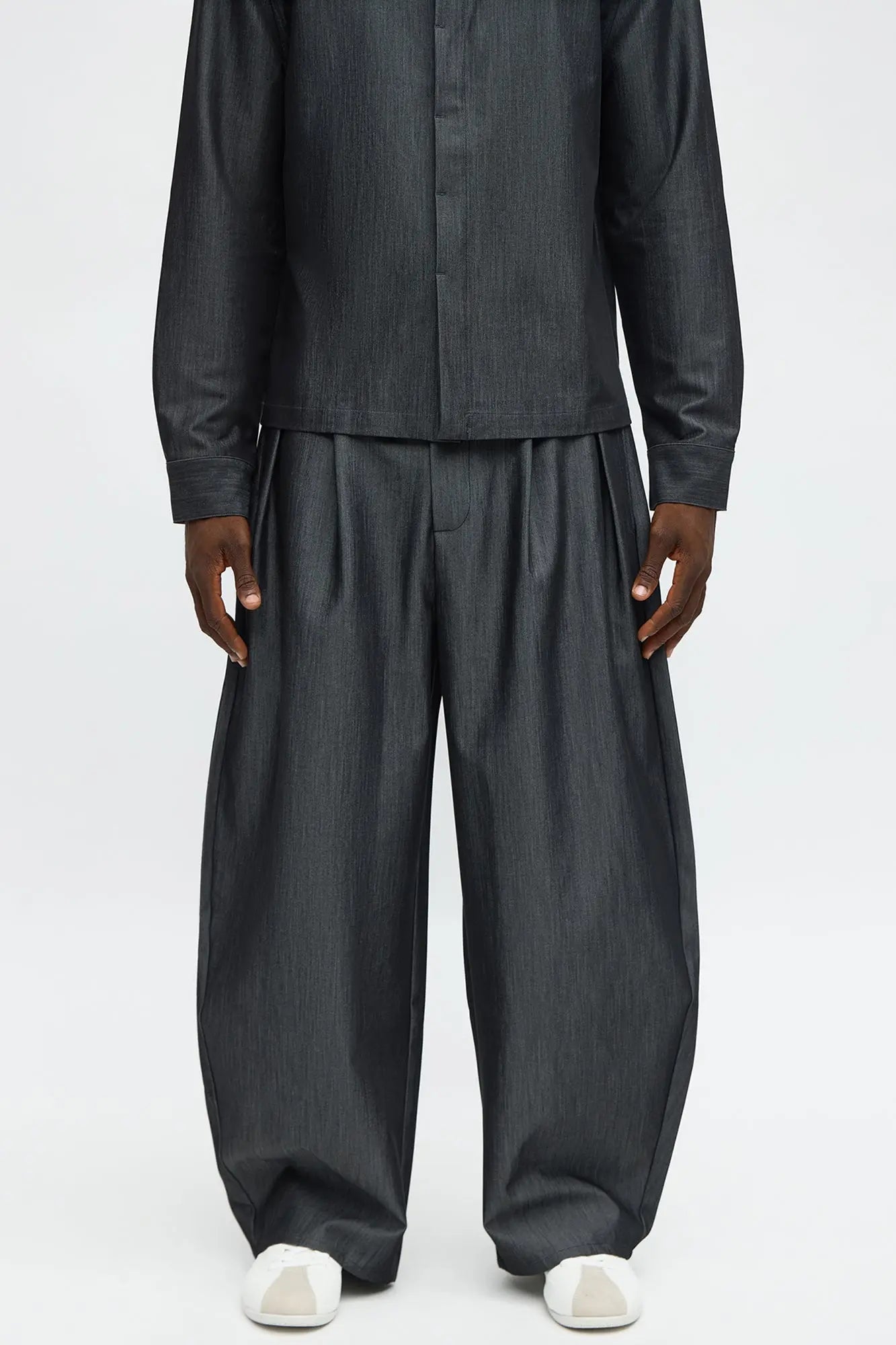 Barrel Bold Flow Trousers - Charcoal