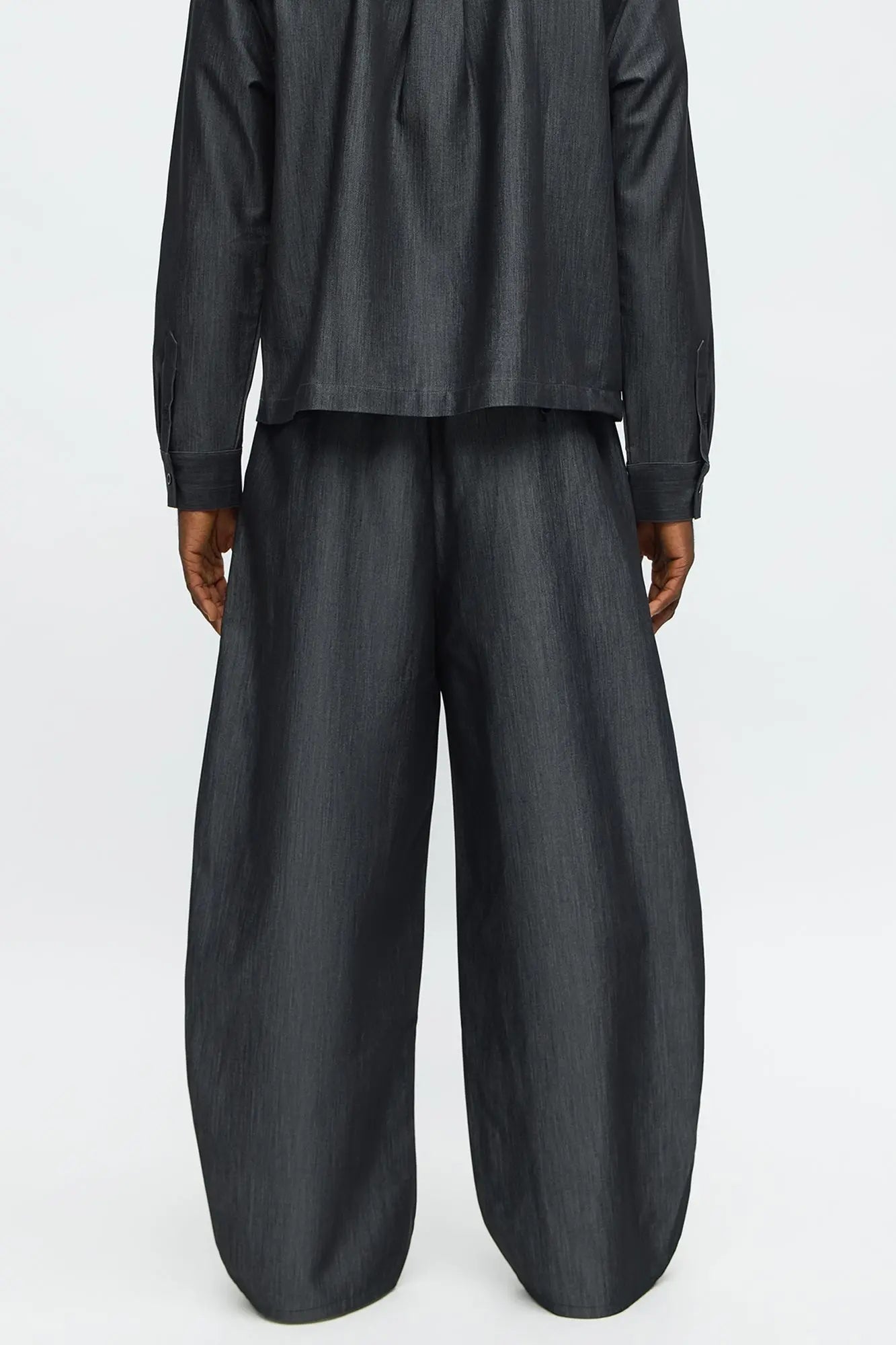 Barrel Bold Flow Trousers - Charcoal