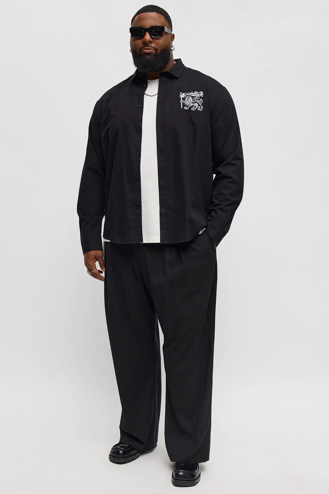 Grand Cut Long Sleeve Button Up Shirt - Black