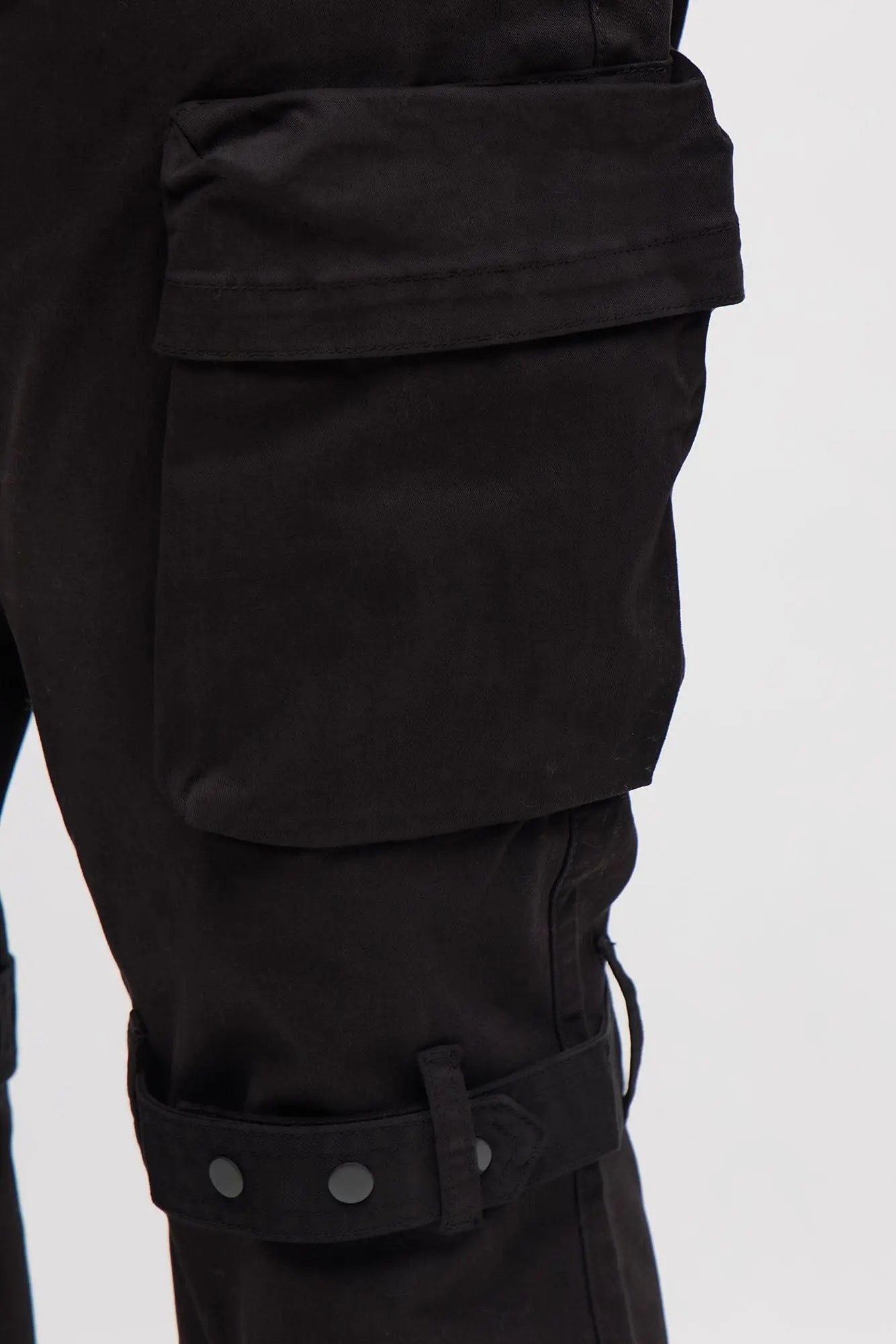 Stacked Slim Flare Knee Strap Cargo Pant - Black