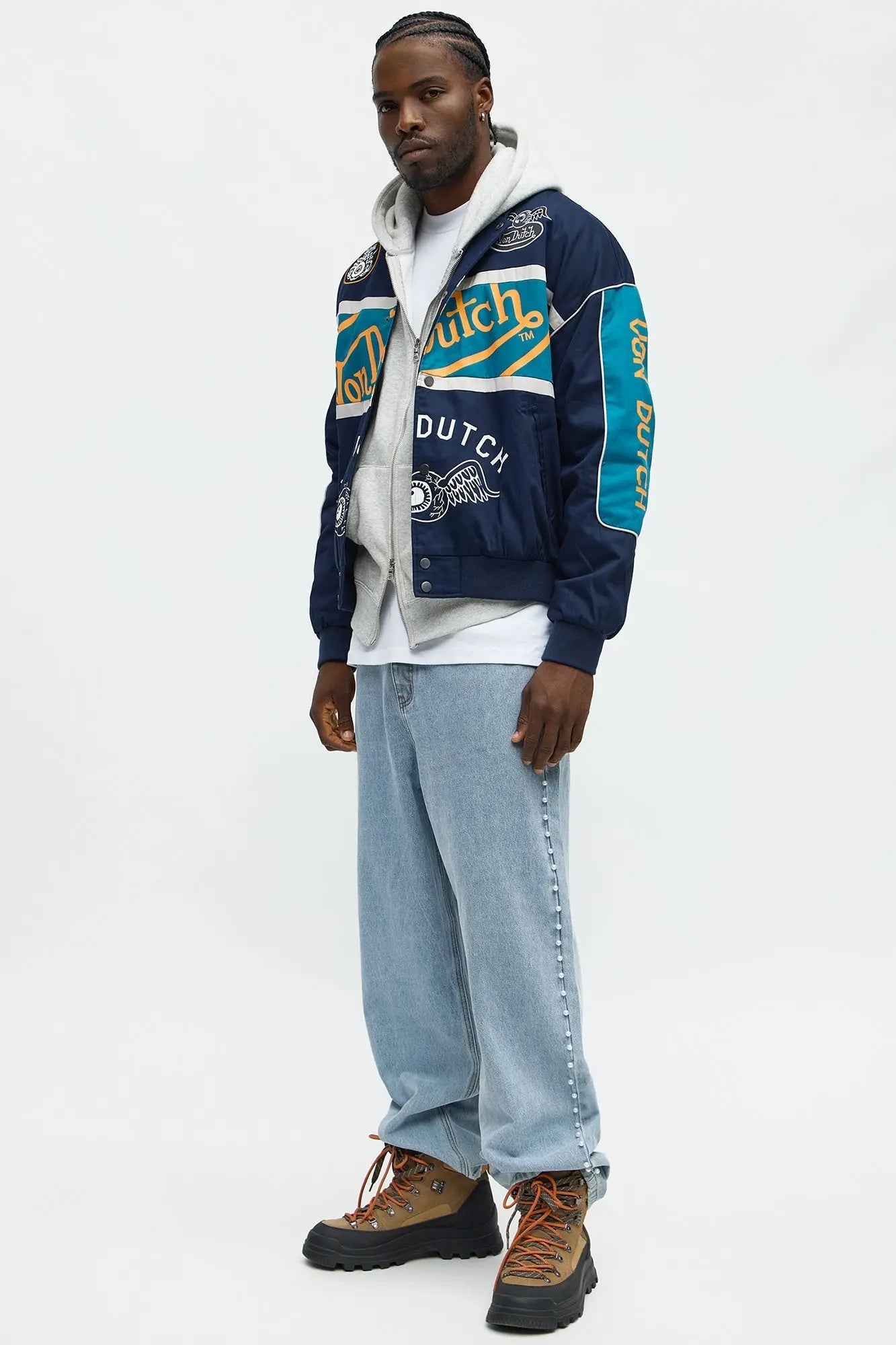 Baggy Pearls Along Side Jean - Light Wash