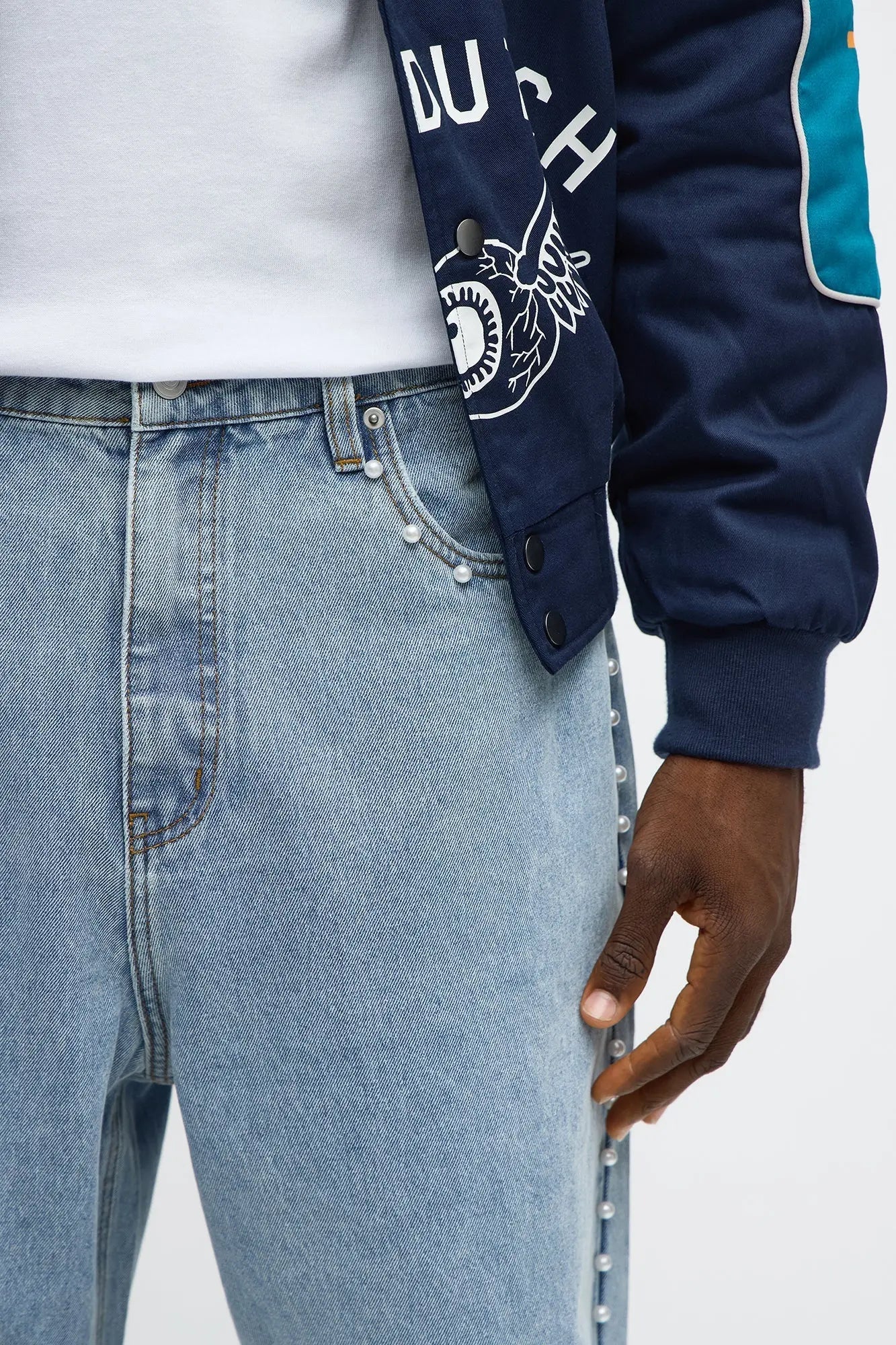 Baggy Pearls Along Side Jean - Light Wash