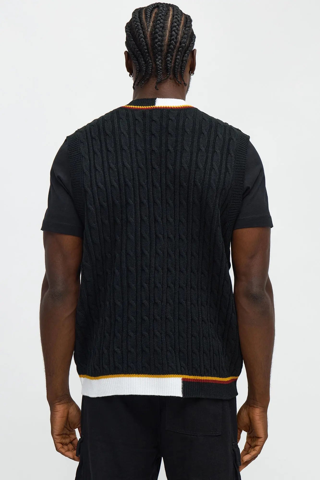 Rowen Cable Knit Sweater Vest - Black/combo