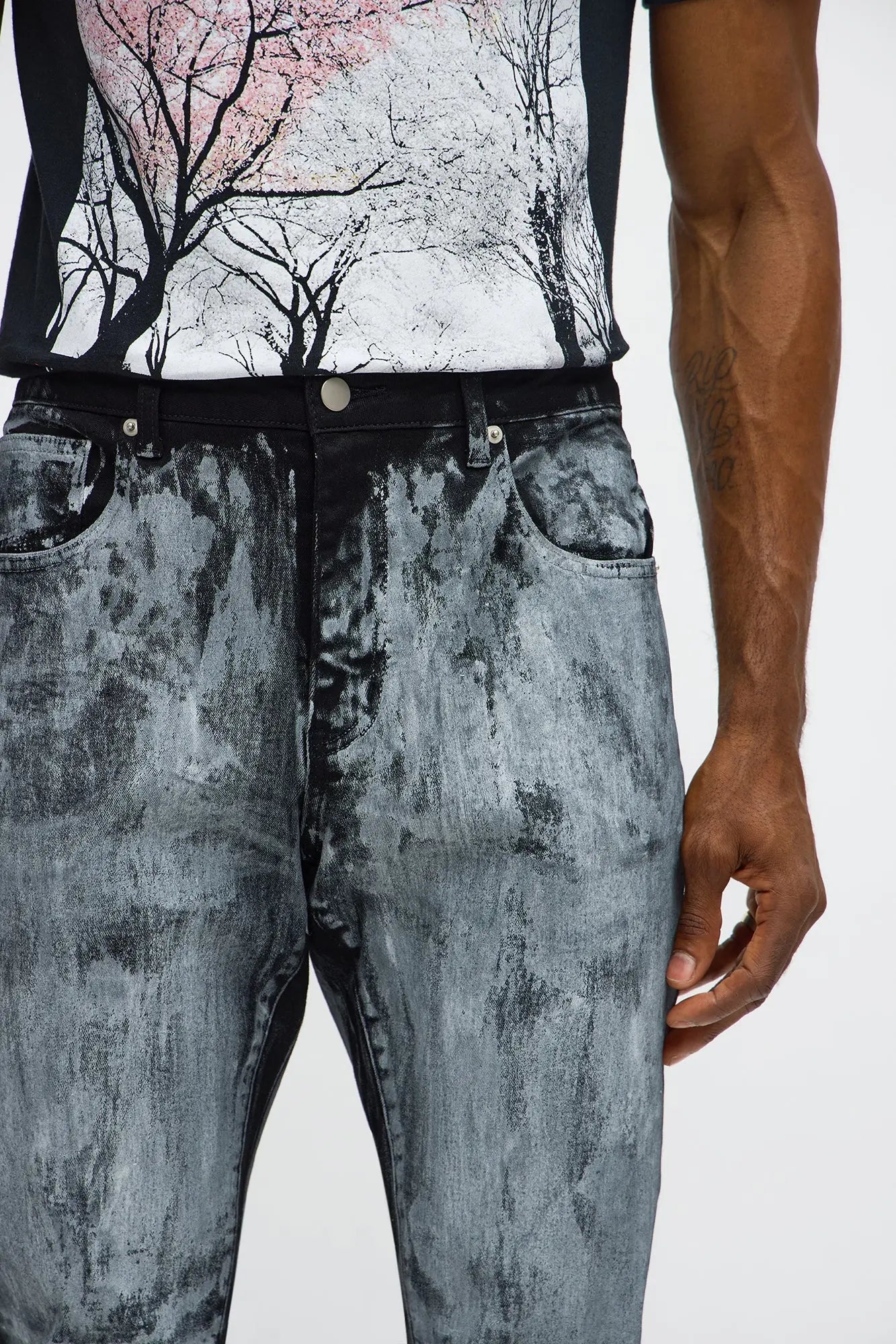 Skinny Painted My Way Jean - Black