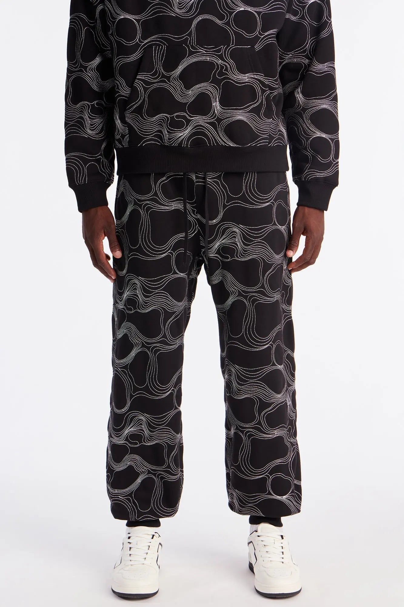 Elevation Stitch Baggy Jogger - Black