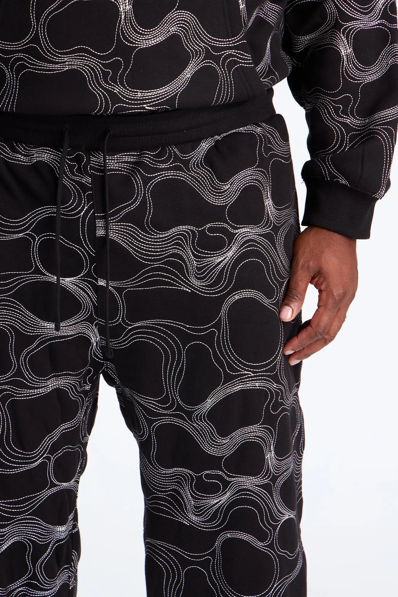 Elevation Stitch Baggy Jogger - Black