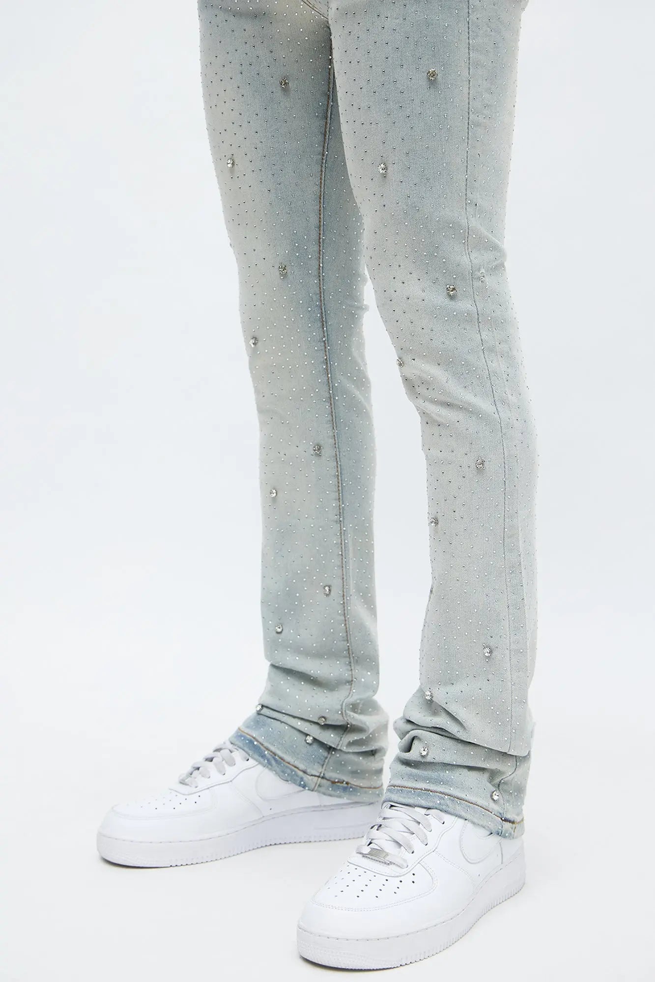 Stacked Skinny Flare Jeweled With It Jean - Light Wash