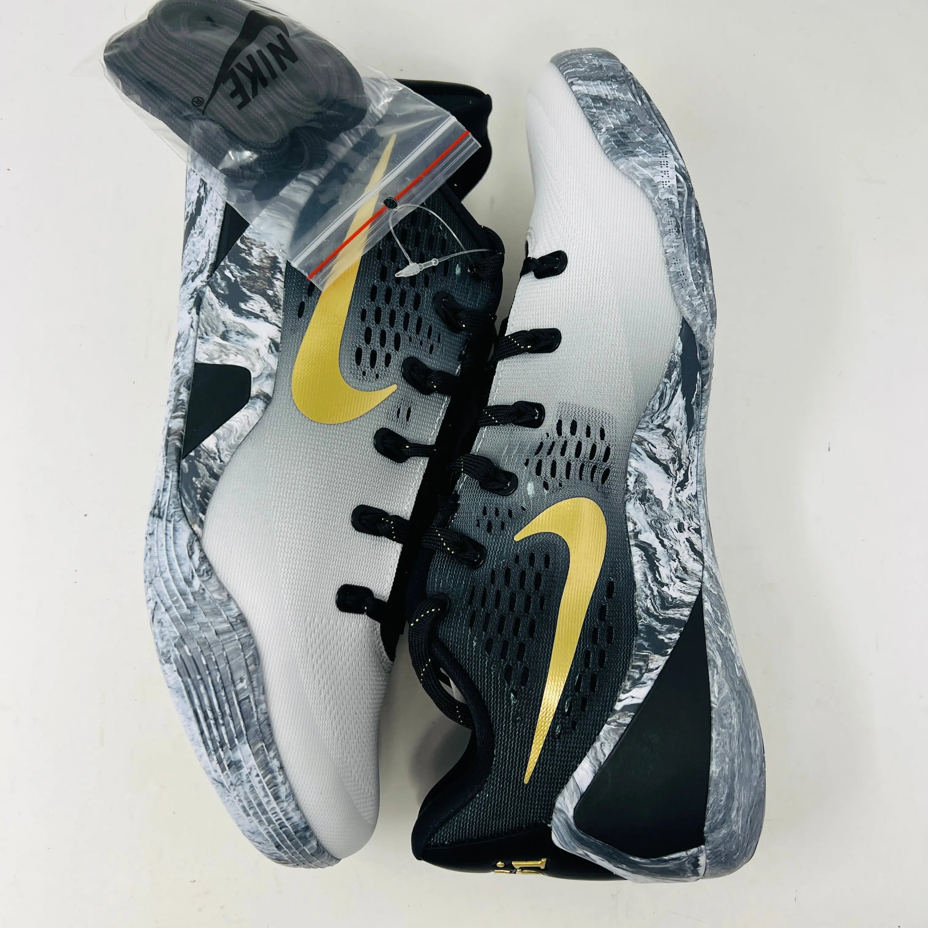 Nike Kobe 9 EM Low Protro Mambacita