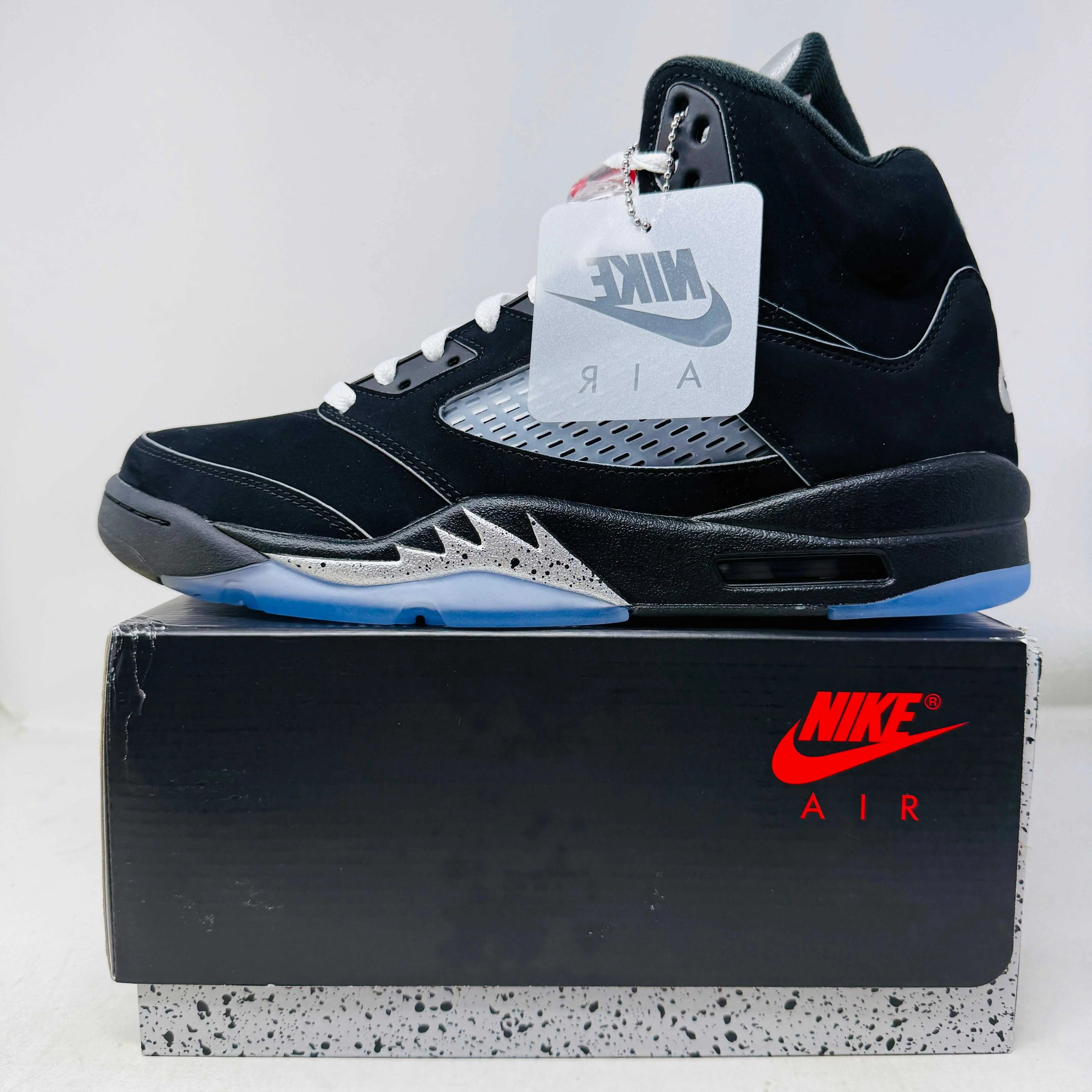Jordan 5 Retro OG Black Metallic Reimagined
