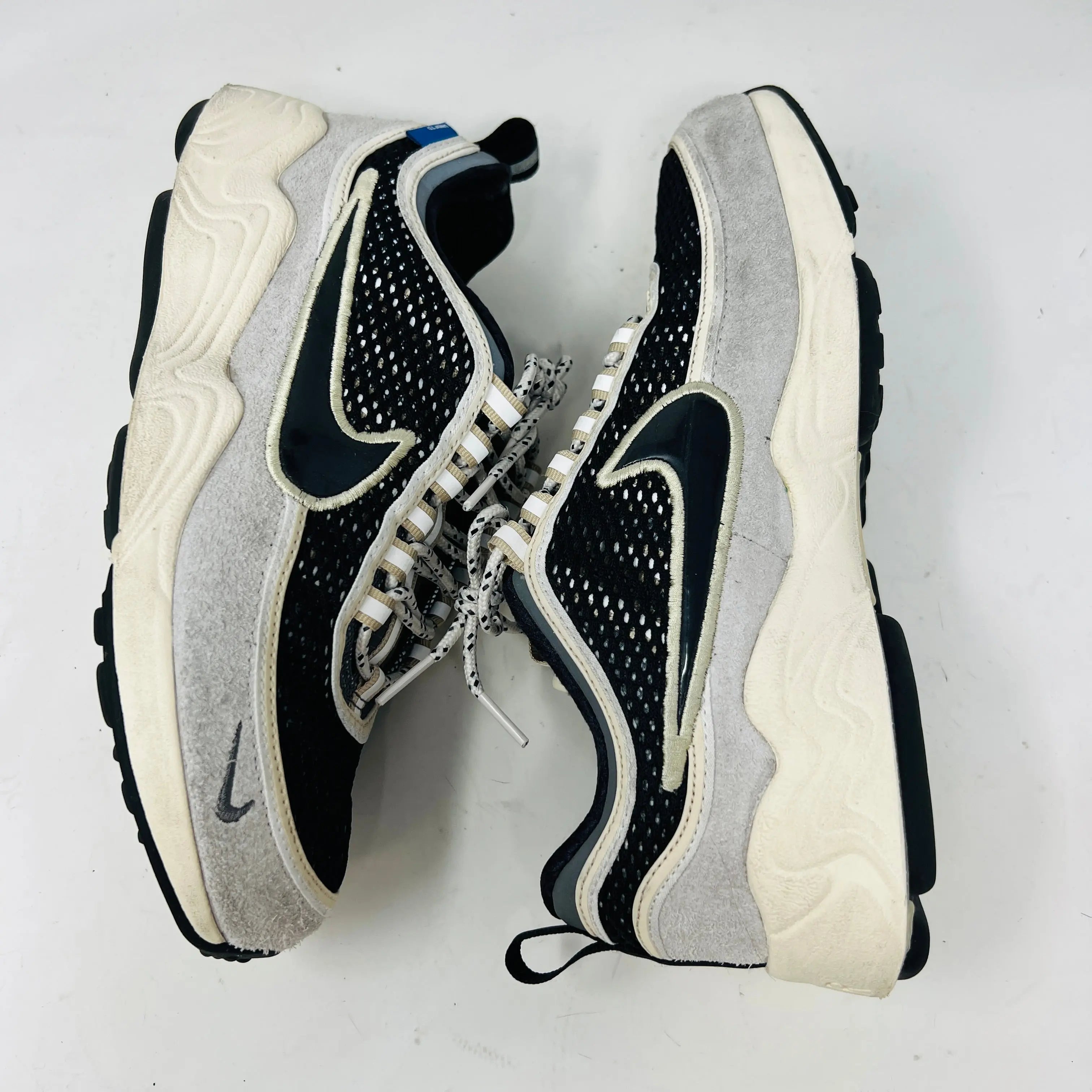 Nike Air Zoom Spiridon Undefeated Phantom