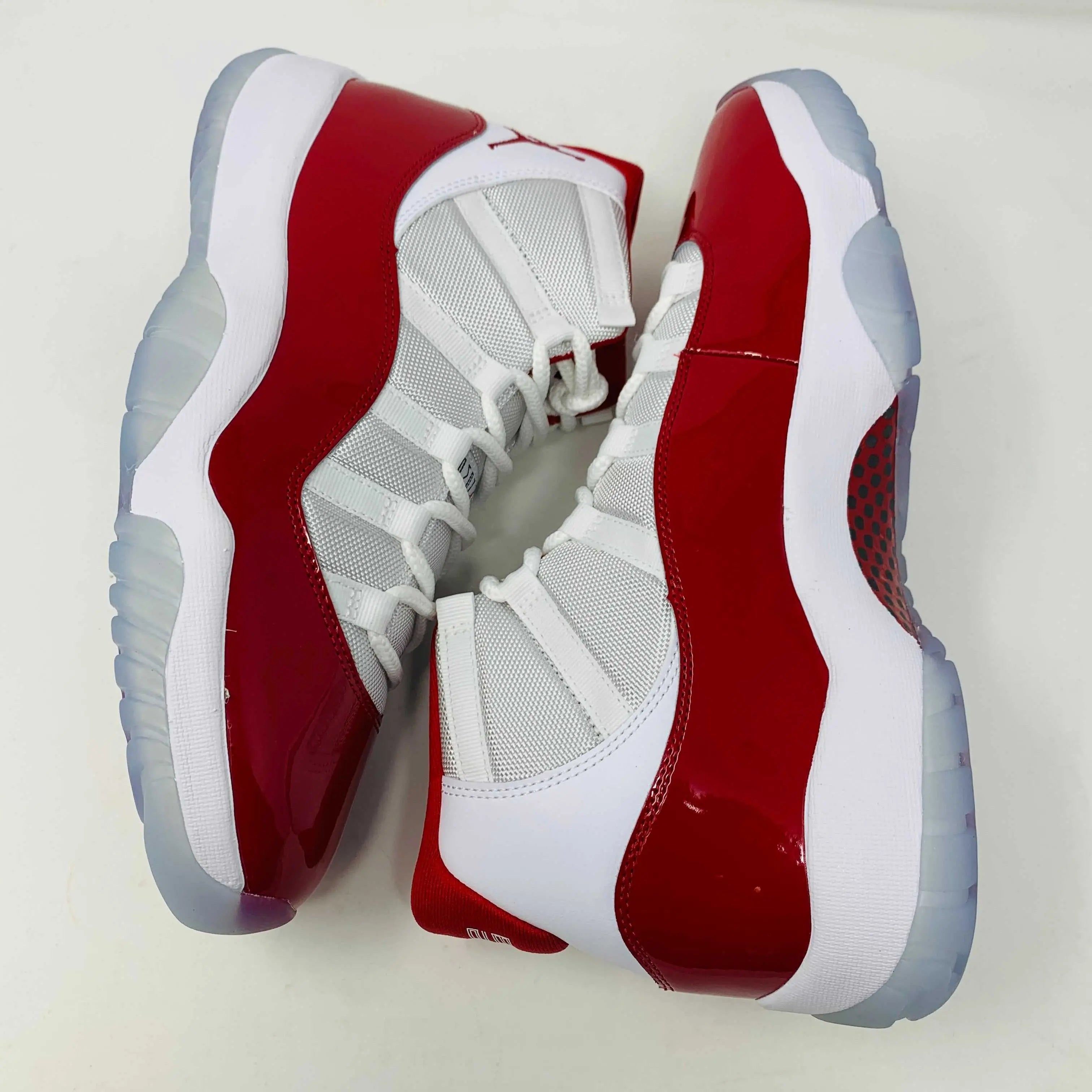 Jordan 11 Retro Cherry (2022)