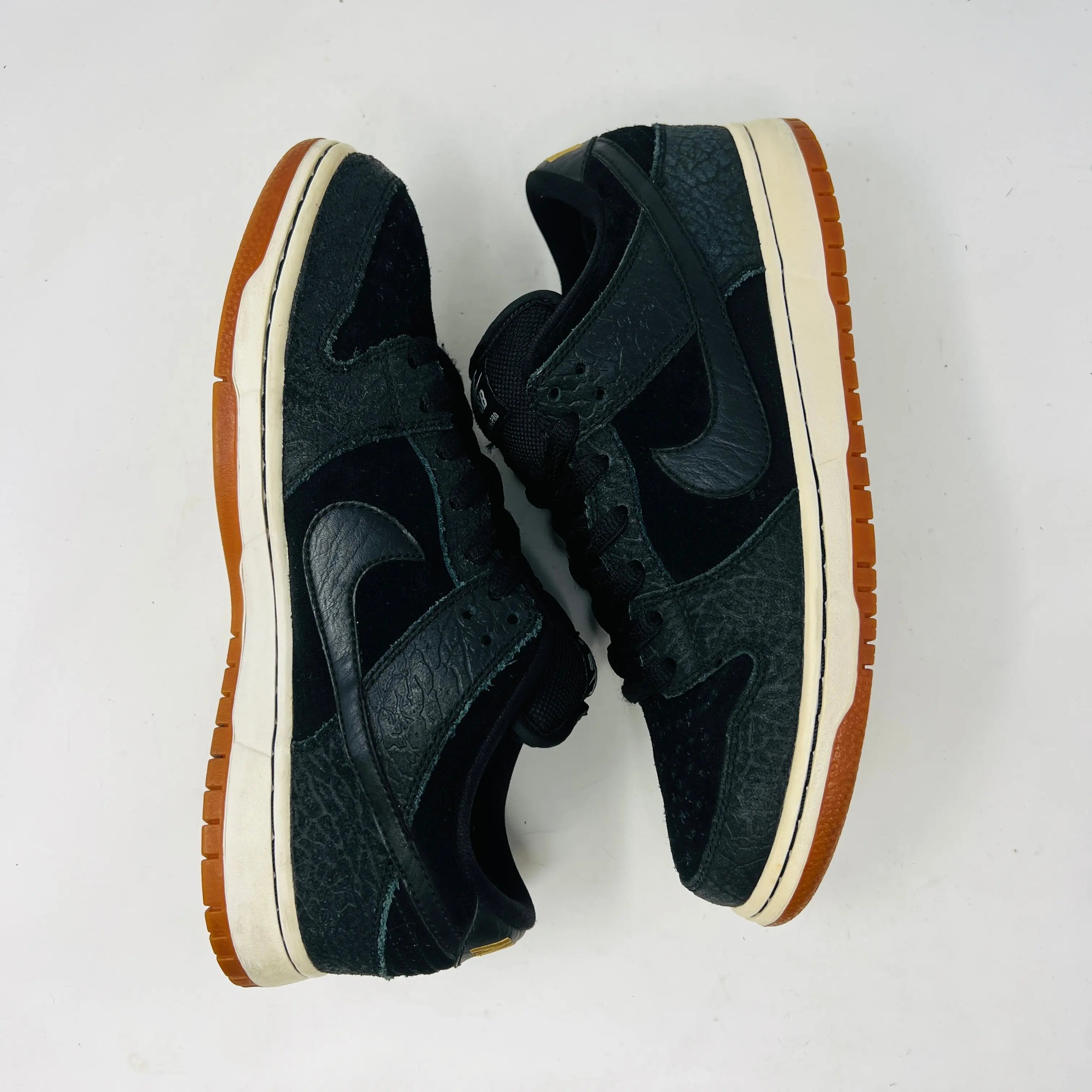 Nike SB Dunk Low Nontourage