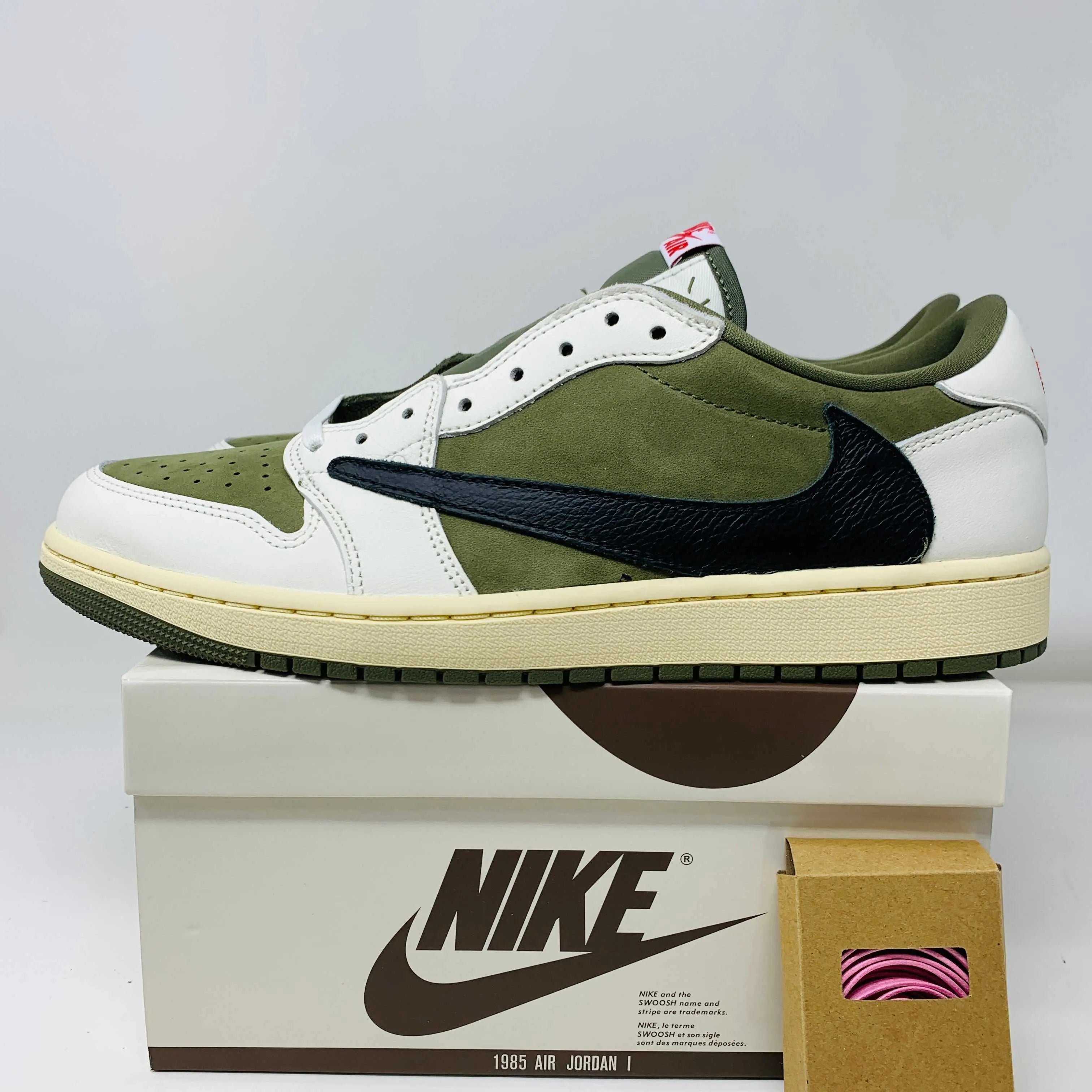 Jordan 1 Retro Low OG SP Travis Scott Medium Olive