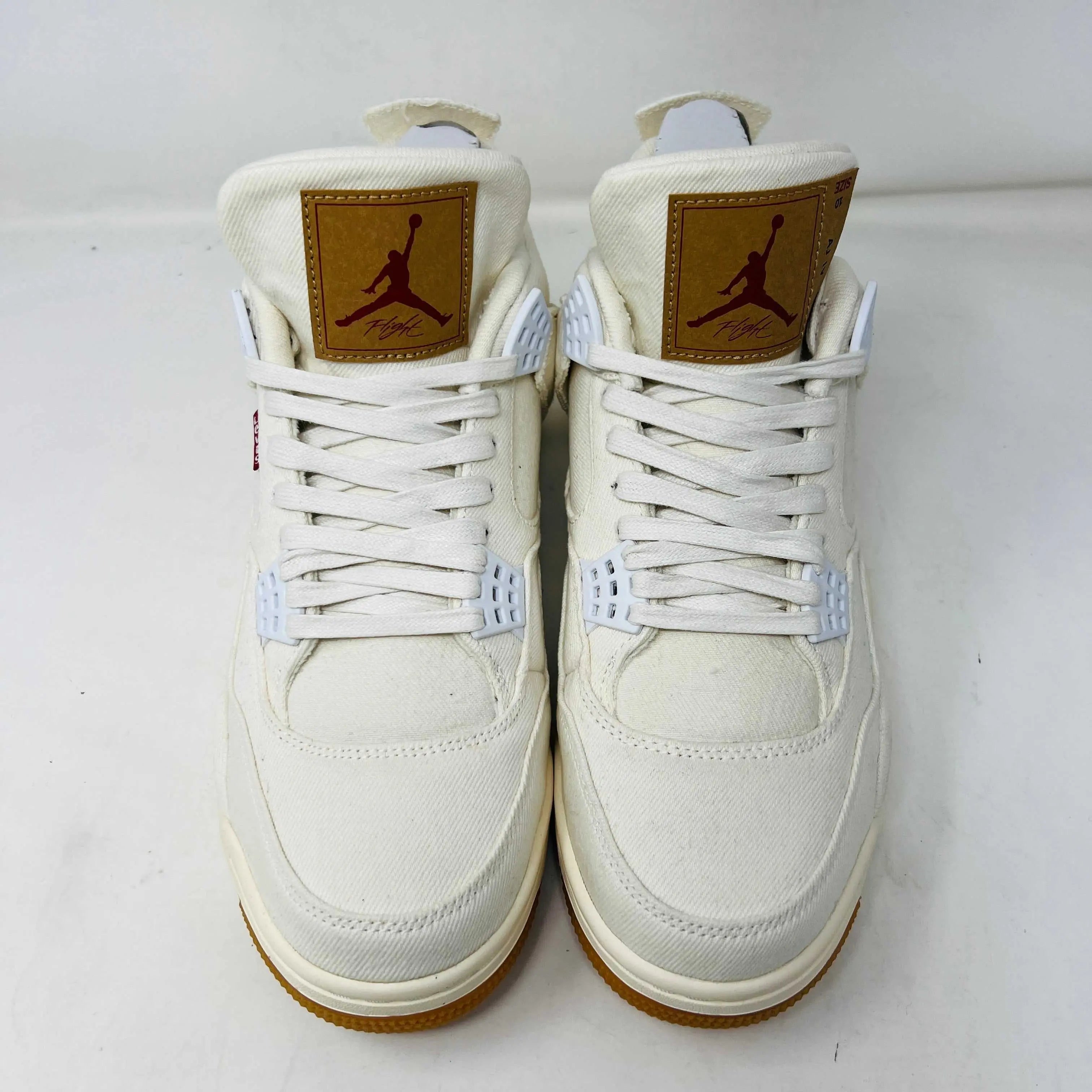 Jordan 4 Retro Levi's White (Levi's Tag)
