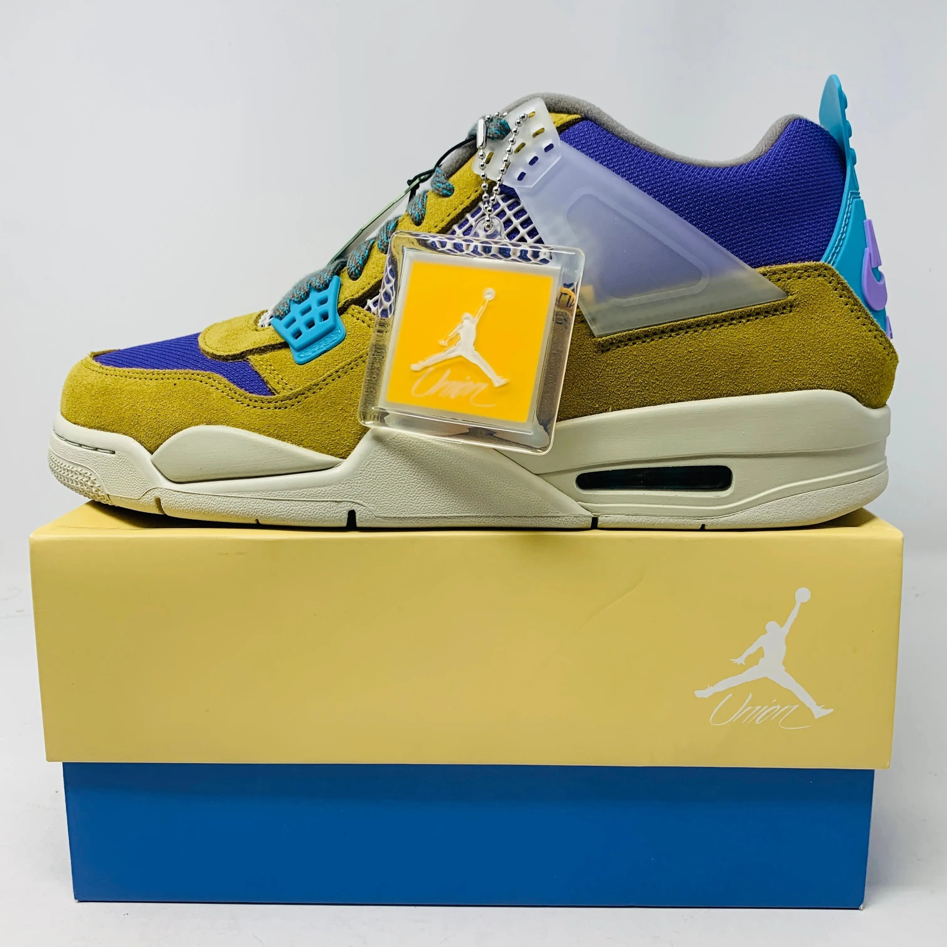 Jordan 4 Union Desert Moss