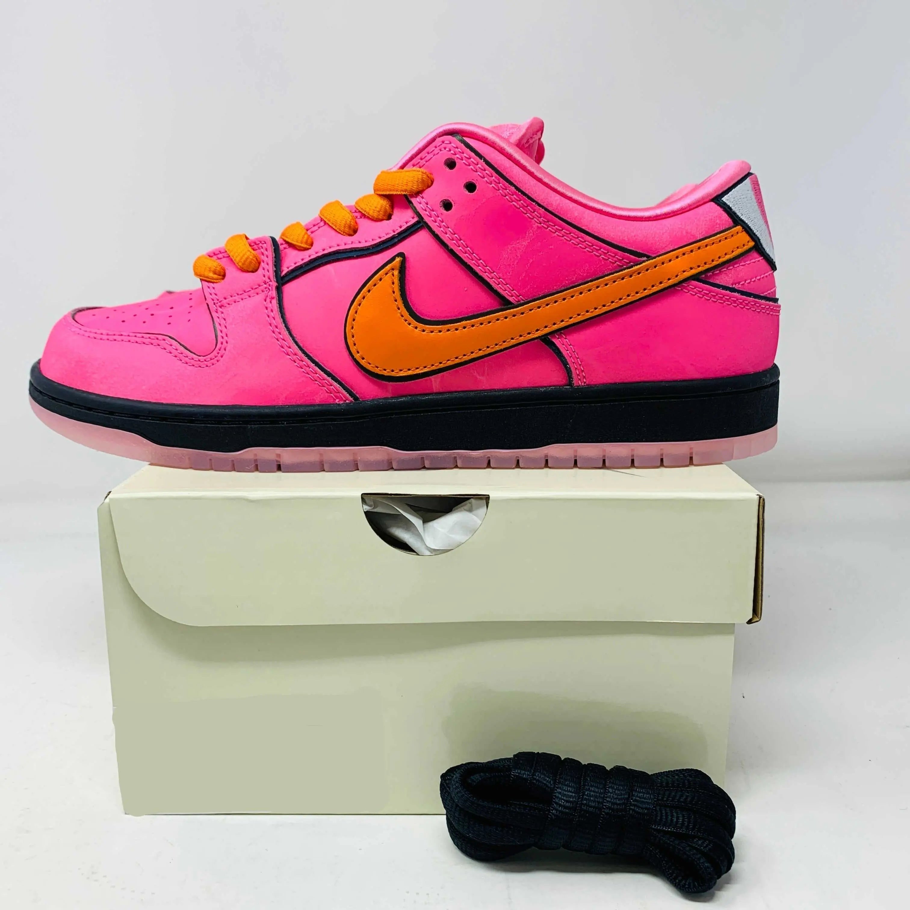 Nike SB Dunk Low The Powerpuff Girls Blossom