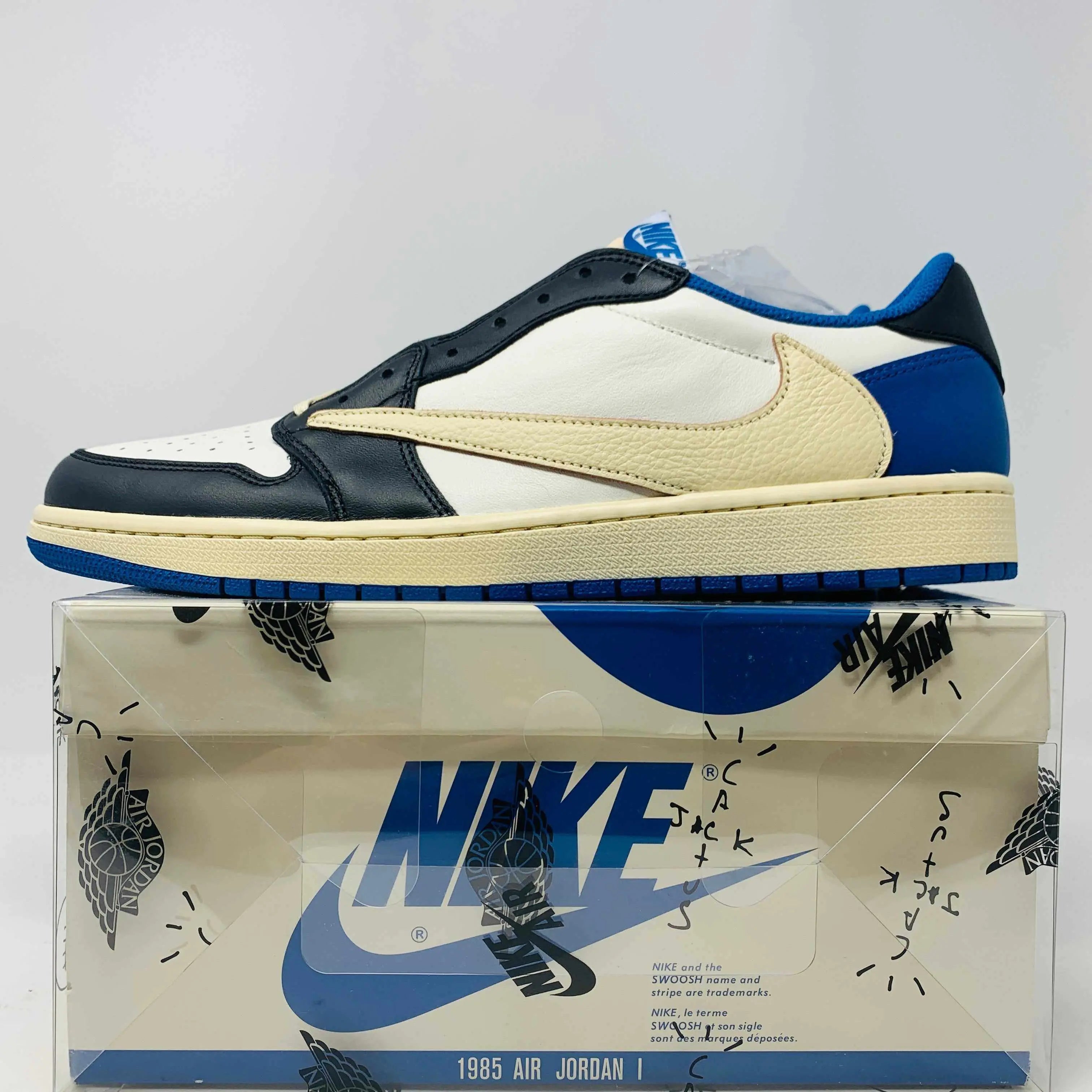 Jordan 1 Low Travis Scott x Fragment