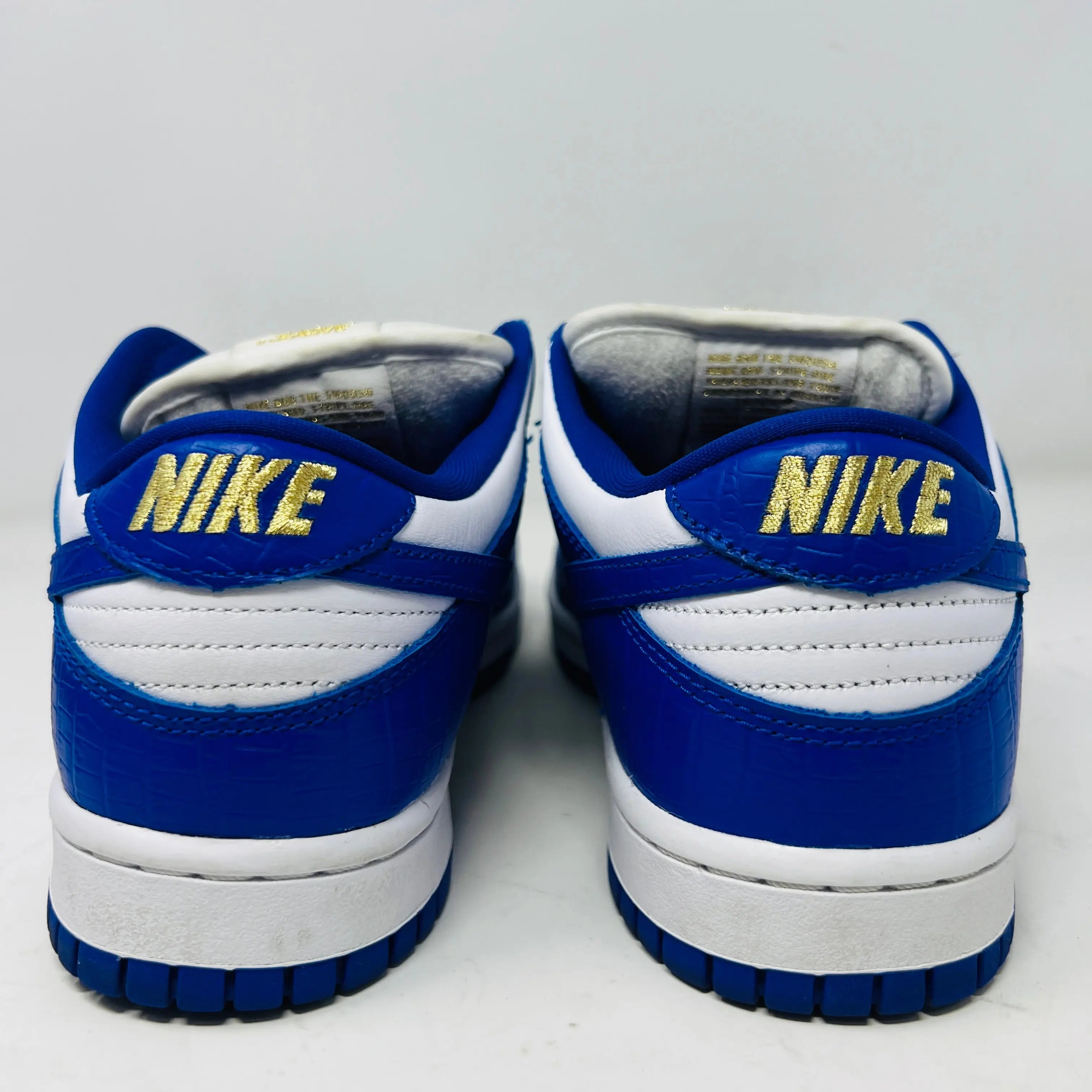 Nike SB Dunk Low Supreme Stars Hyper Royal (2021)