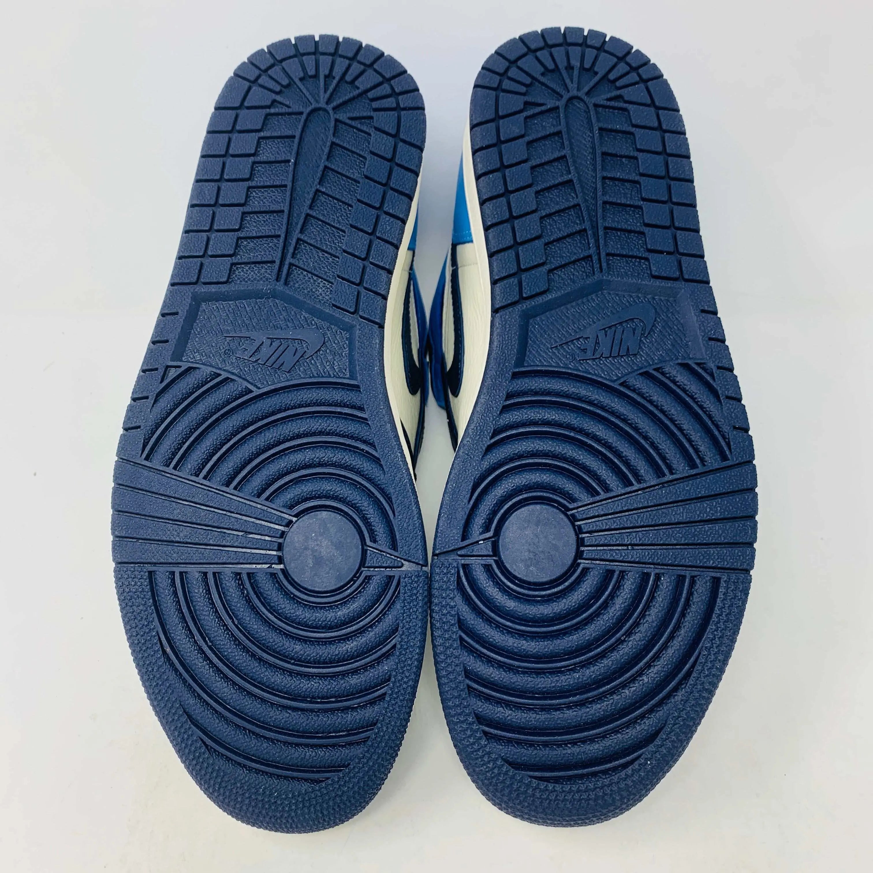 Jordan 1 Obsidian