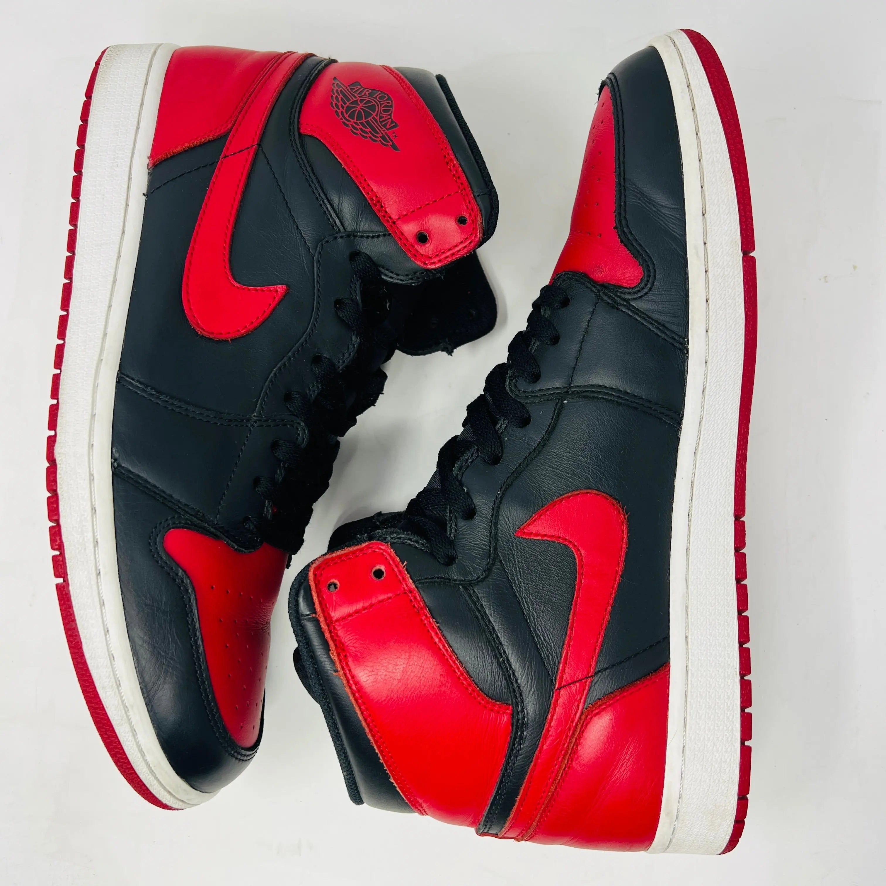 Jordan 1 Retro Bred (2013)