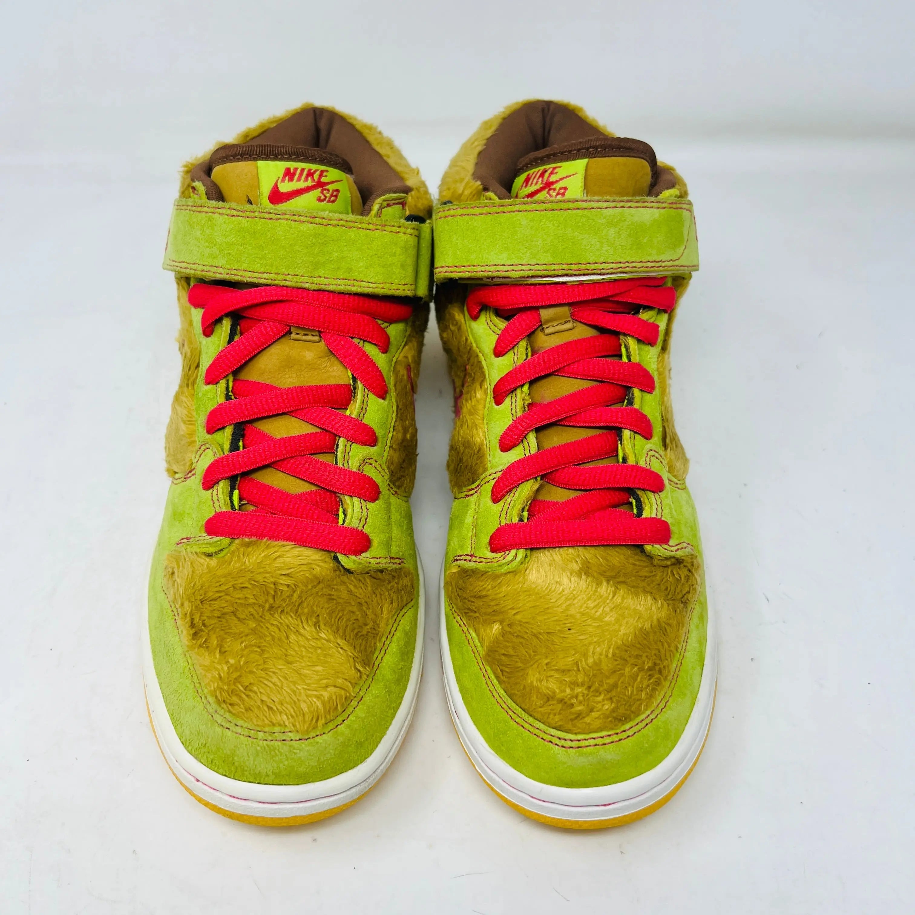 Nike SB Dunk Mid Mama Bear