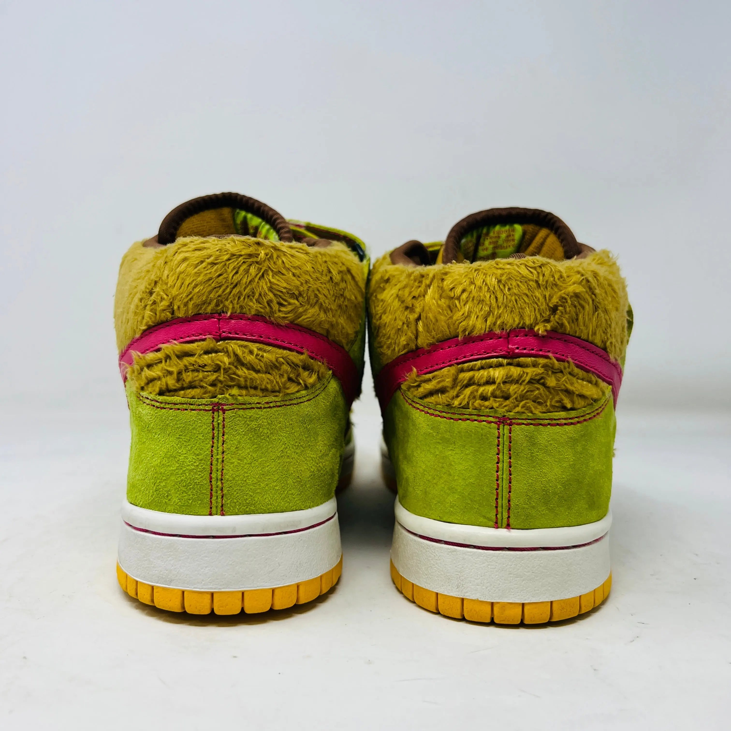 Nike SB Dunk Mid Mama Bear