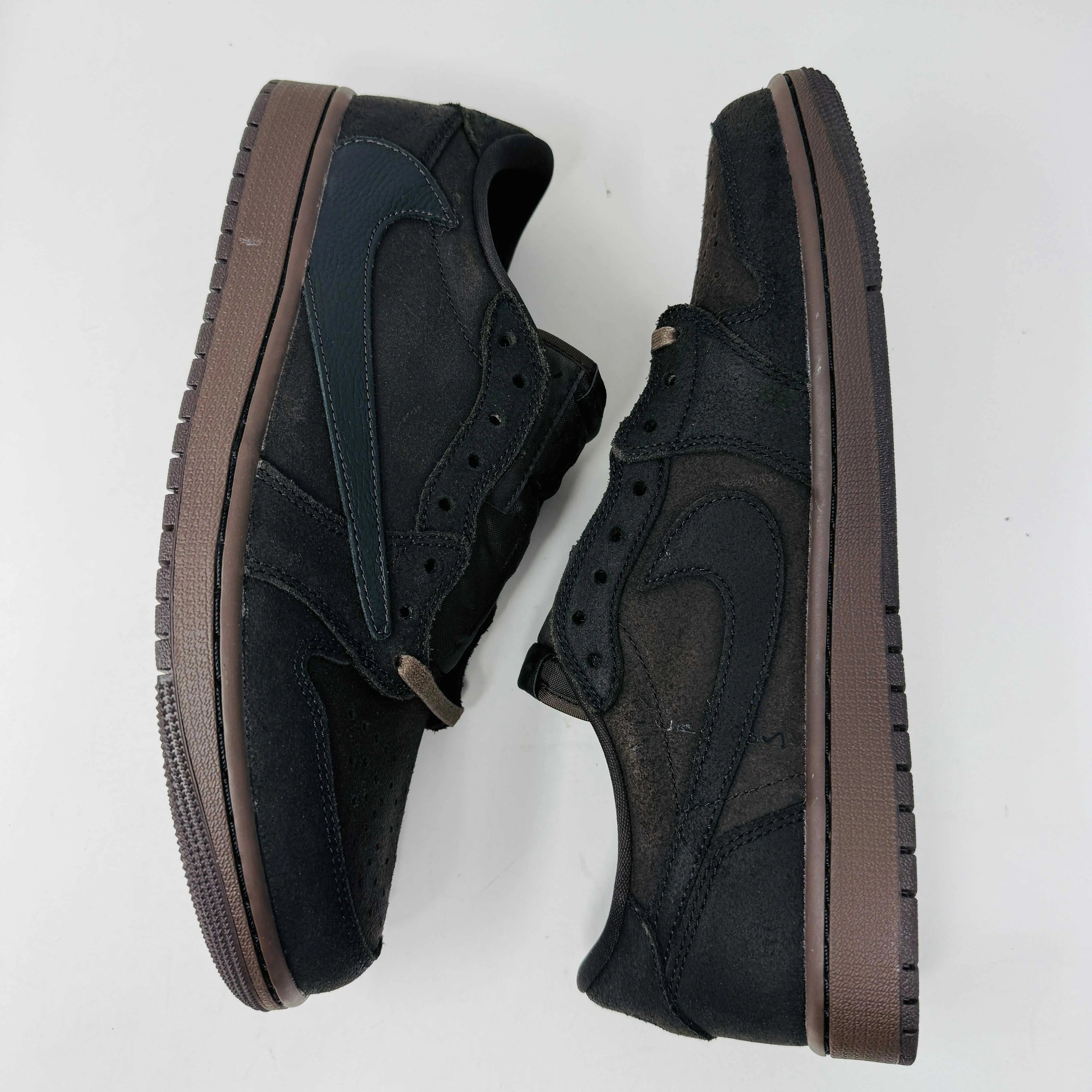Jordan 1 Retro Low OG SP Travis Scott Velvet Brown