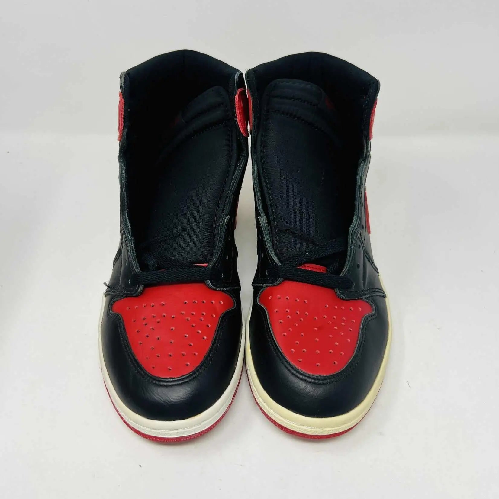 Jordan 1 Retro Bred (1994)