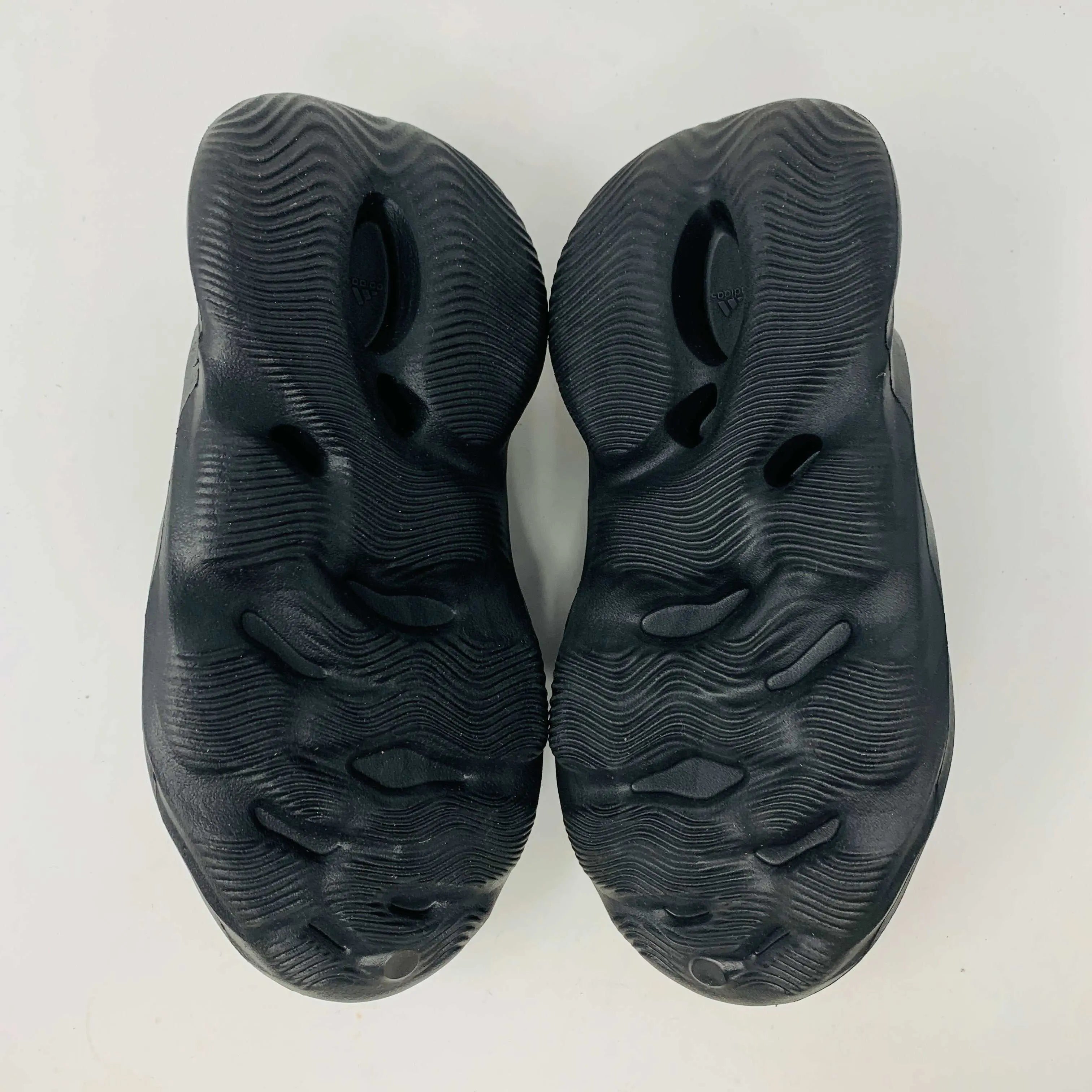 Yeezy Foam RNNR Onyx