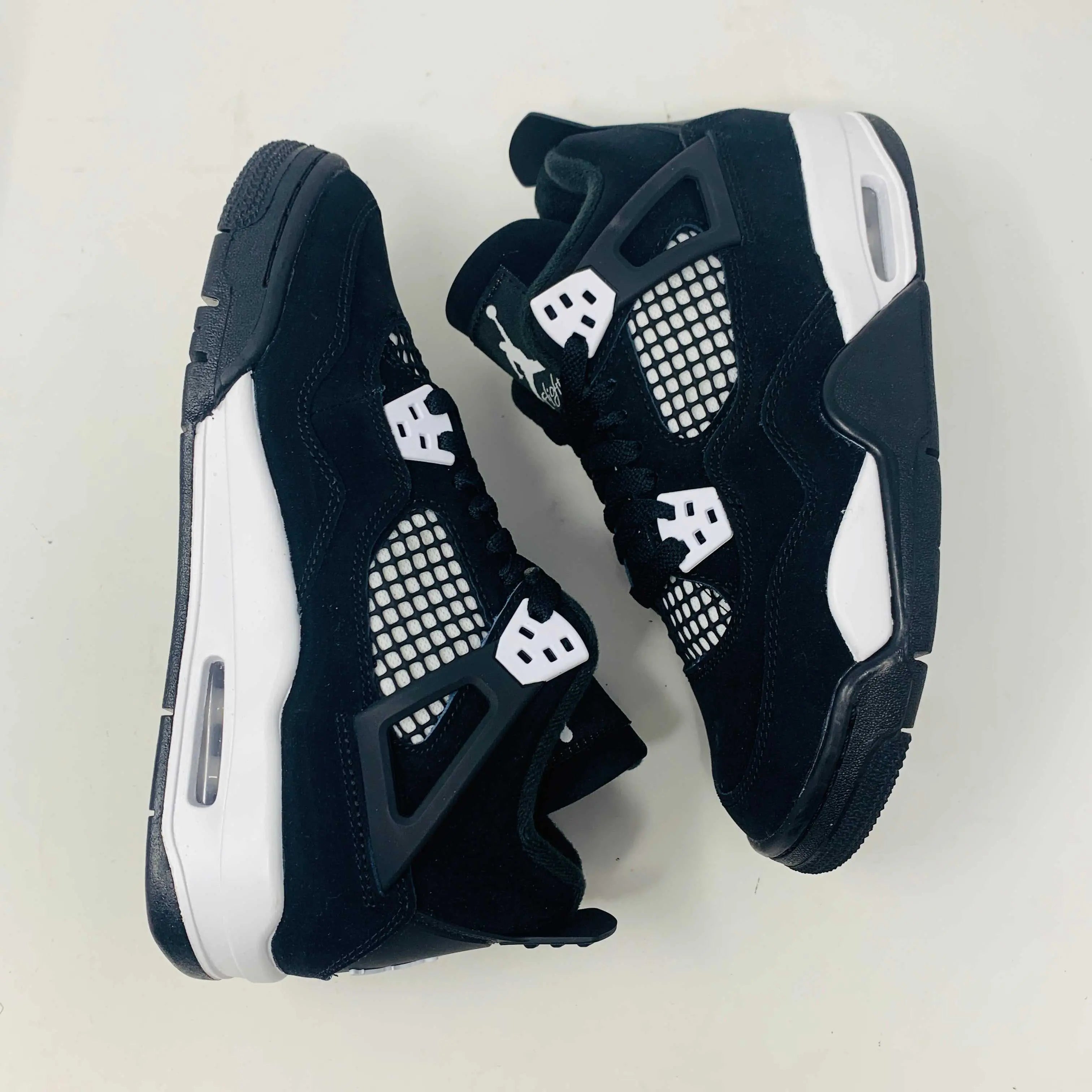 Jordan 4 Retro White Thunder (GS)