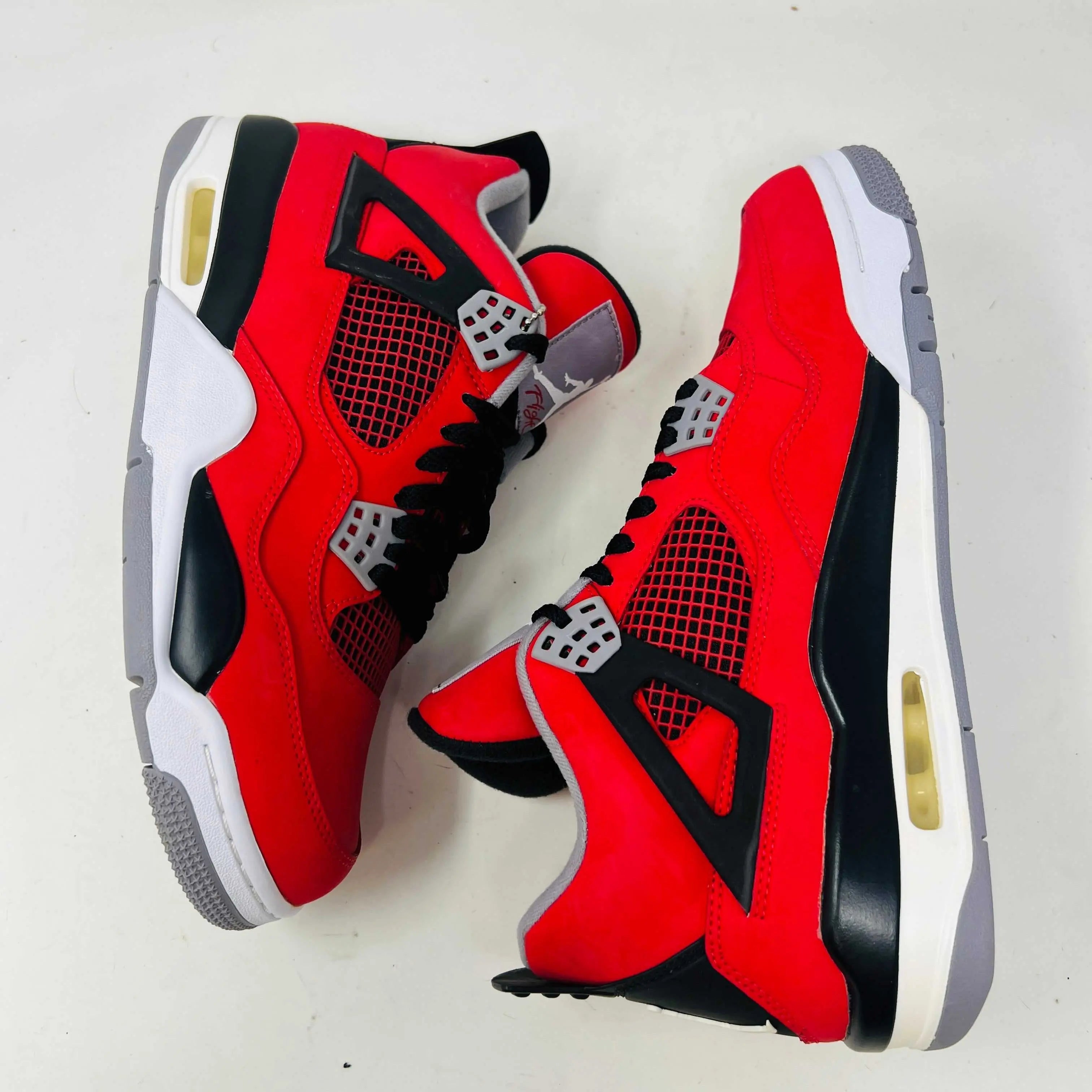 Jordan 4 Retro Toro Bravo