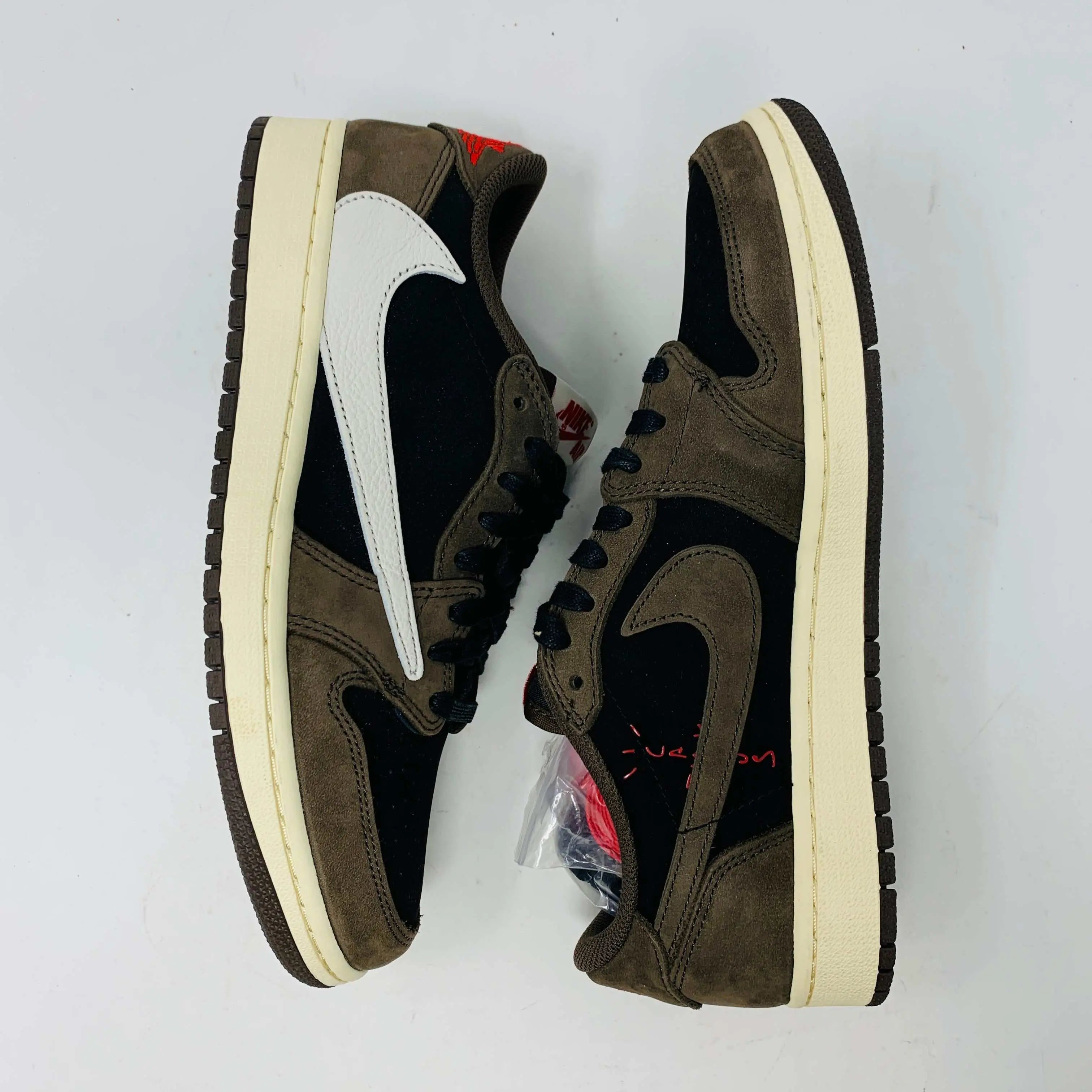 Jordan 1 Low OG Travis Scott Mocha