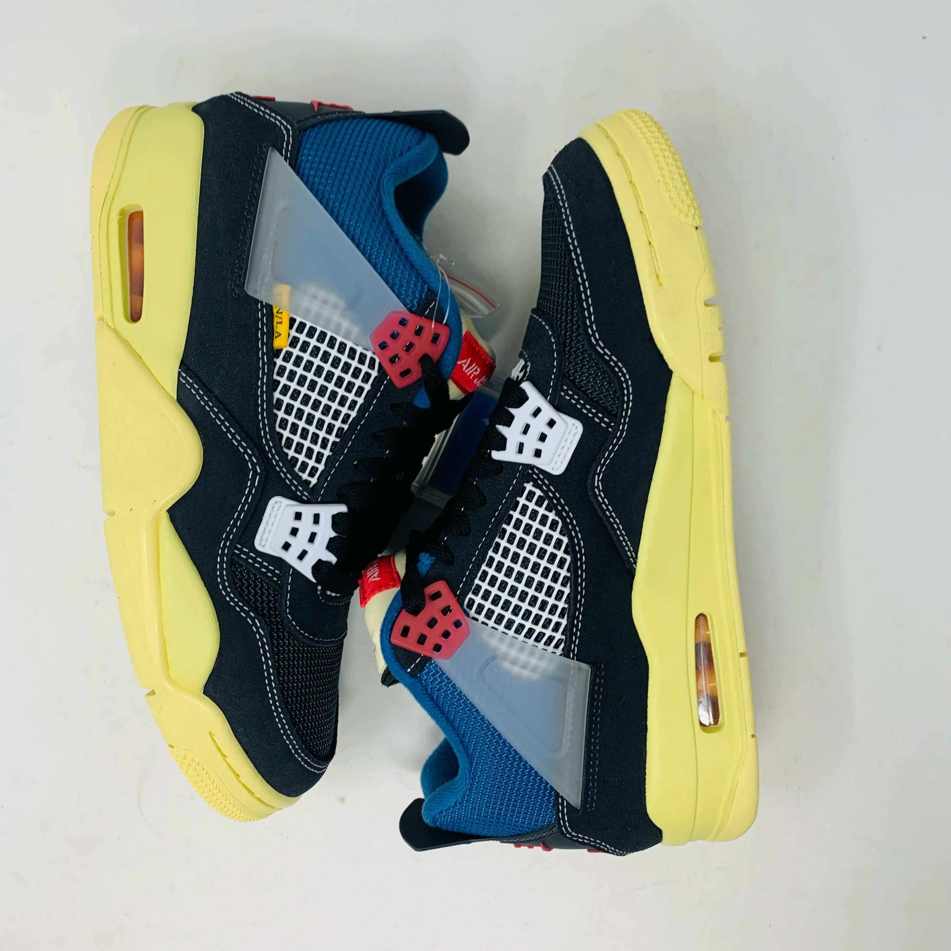 Jordan 4 Union Noir
