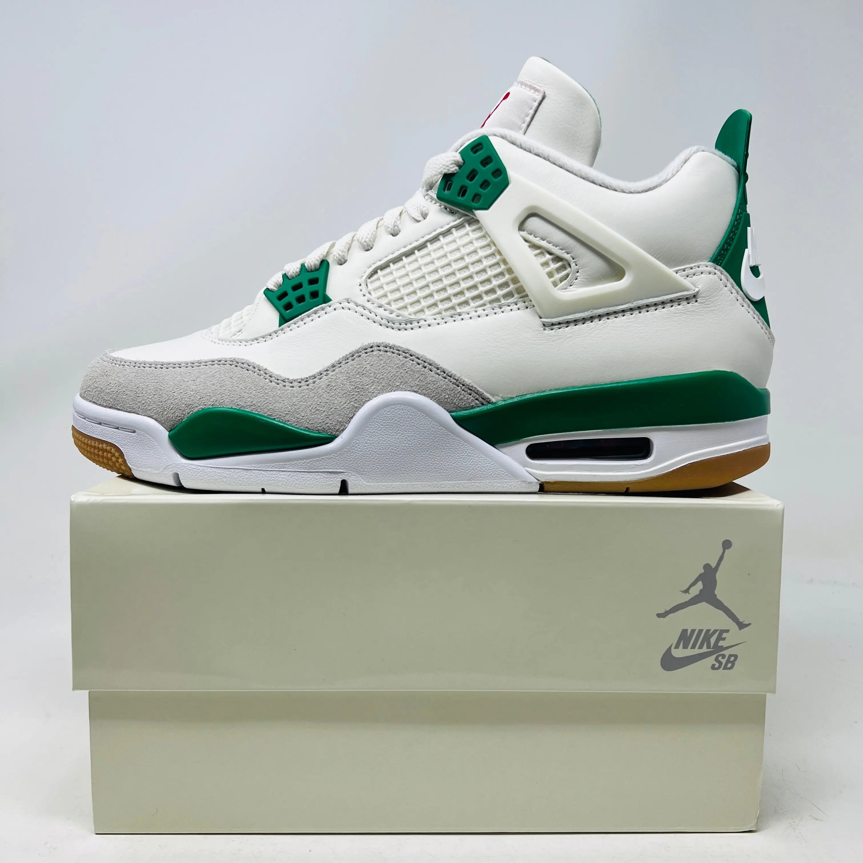 Jordan 4 SB Pine Green