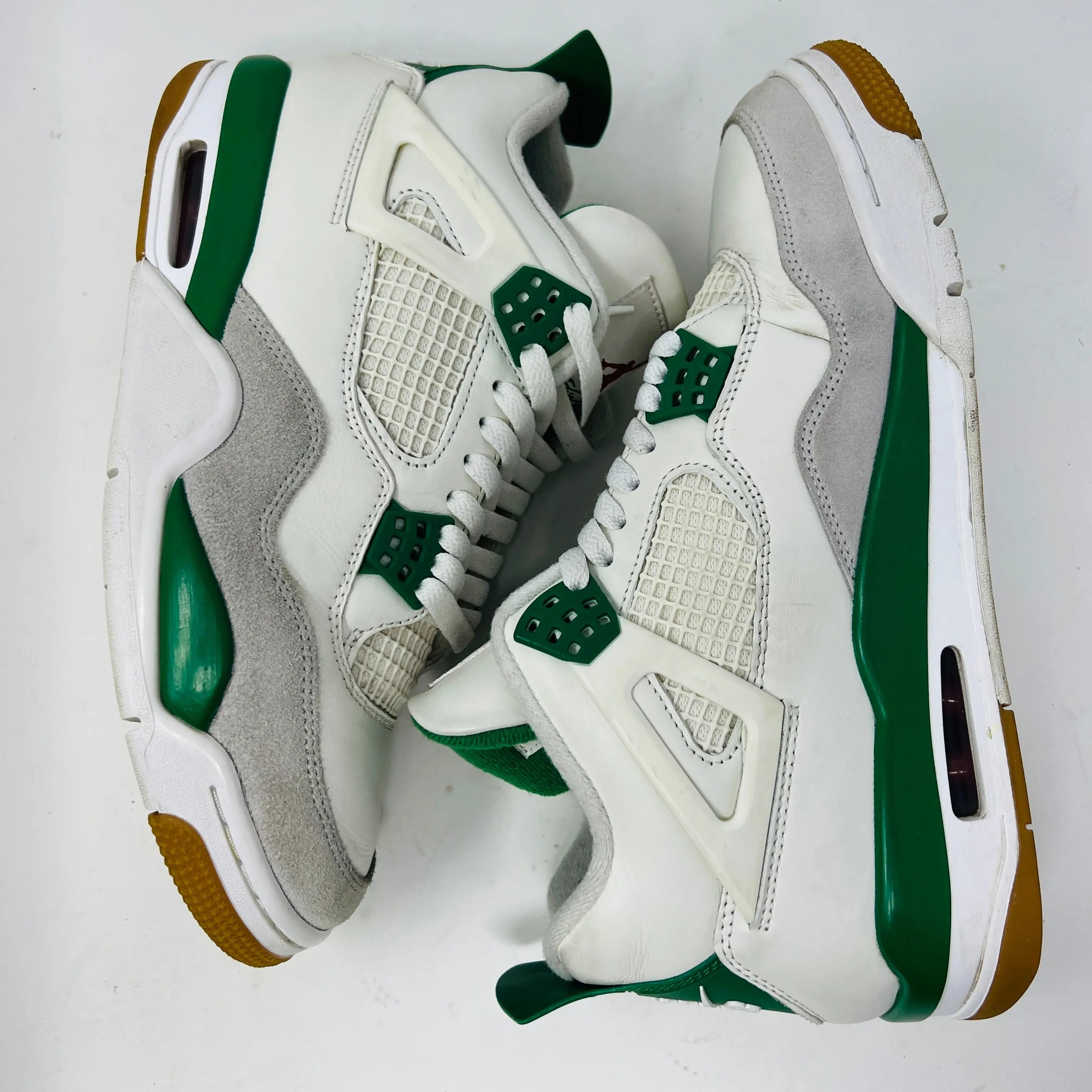 Jordan 4 Retro SB Pine Green