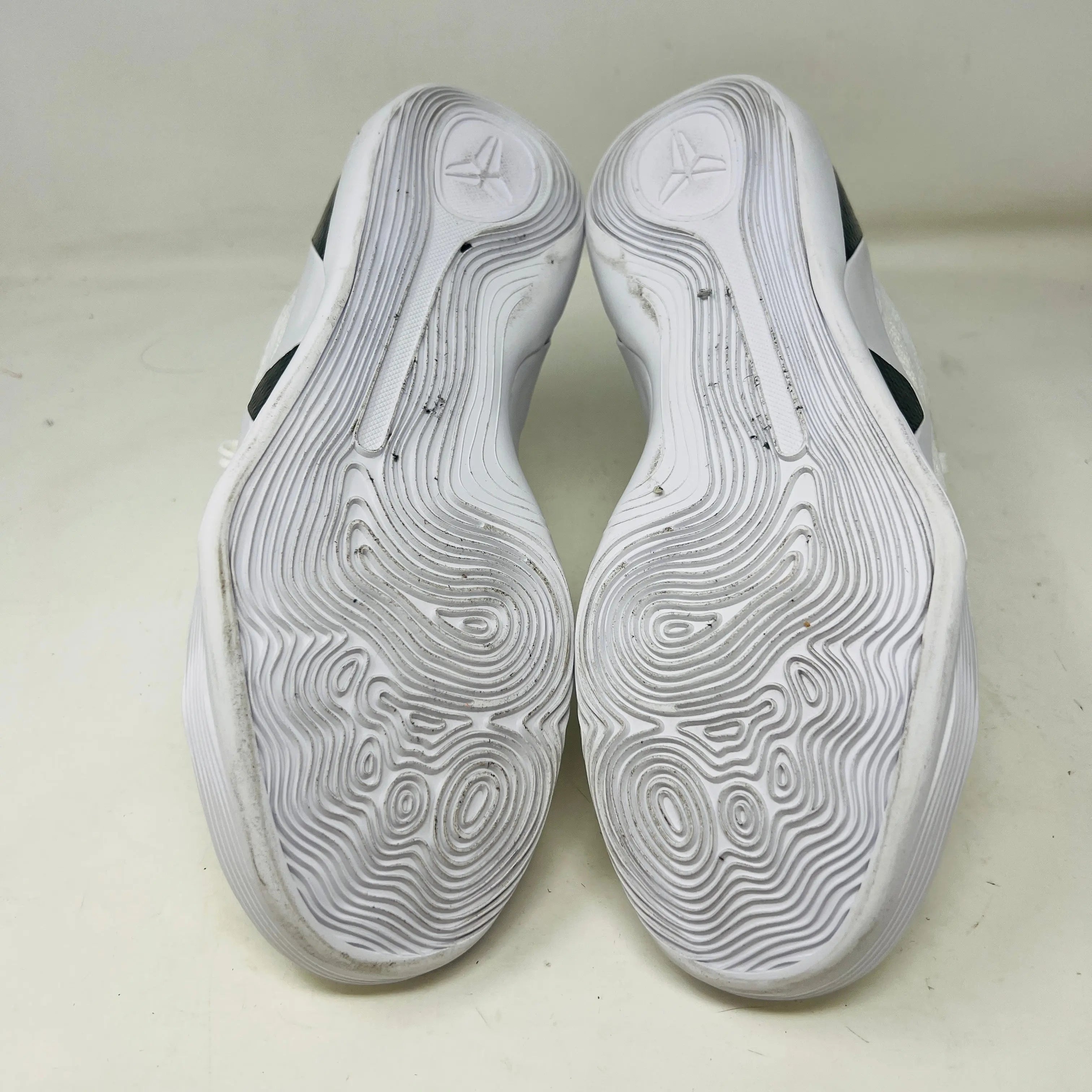 Nike Kobe 9 Elite Low Protro Halo