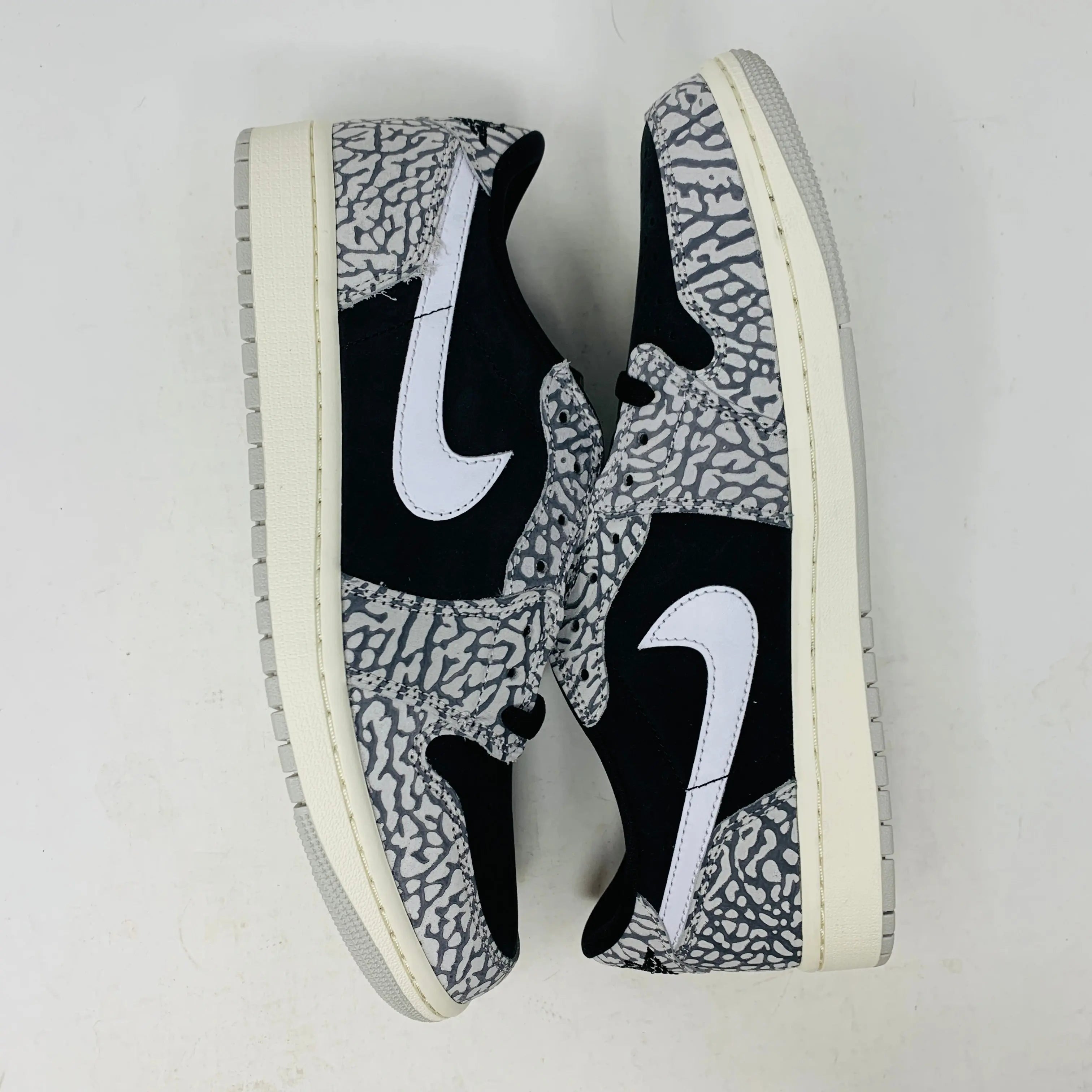 Jordan 1 Retro Low OG Black Cement
